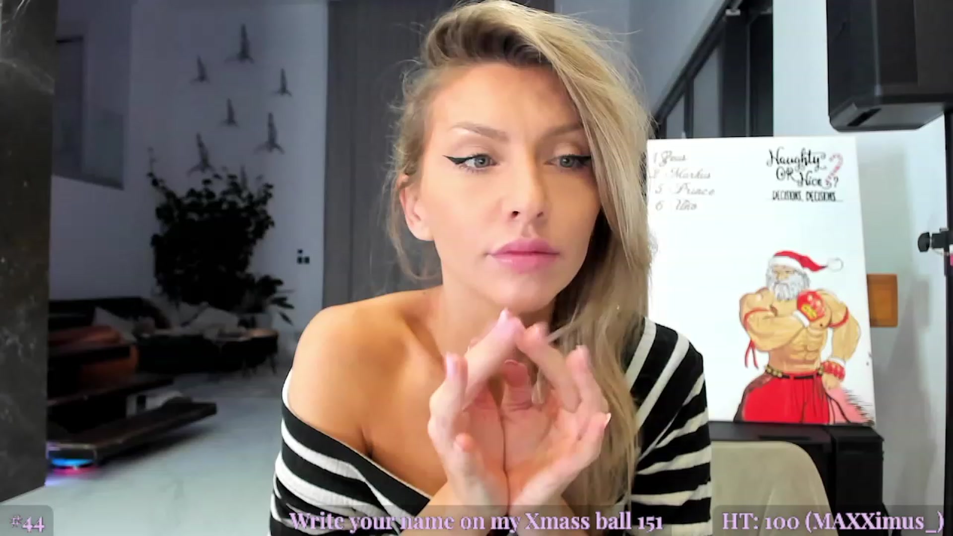 Gallery image thumbnail from AweJolie's myfreecams stream on, 12/08/2022, 24:02 image 7 of 20