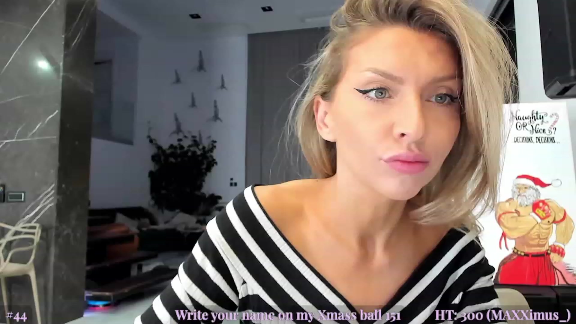 Gallery image thumbnail from AweJolie's myfreecams stream on, 12/08/2022, 24:02 image 18 of 20