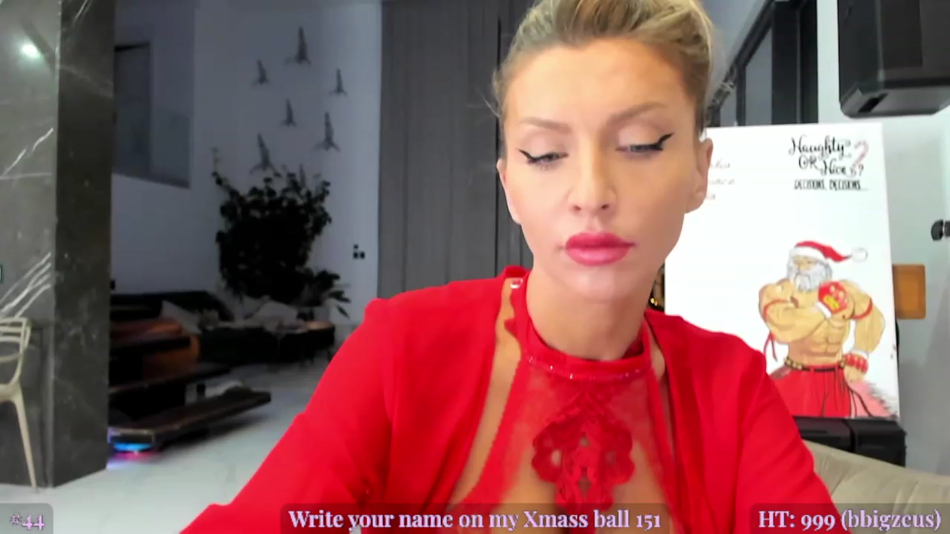 Gallery image thumbnail from AweJolie's myfreecams stream on, 12/08/2022, 02:18 image 16 of 20