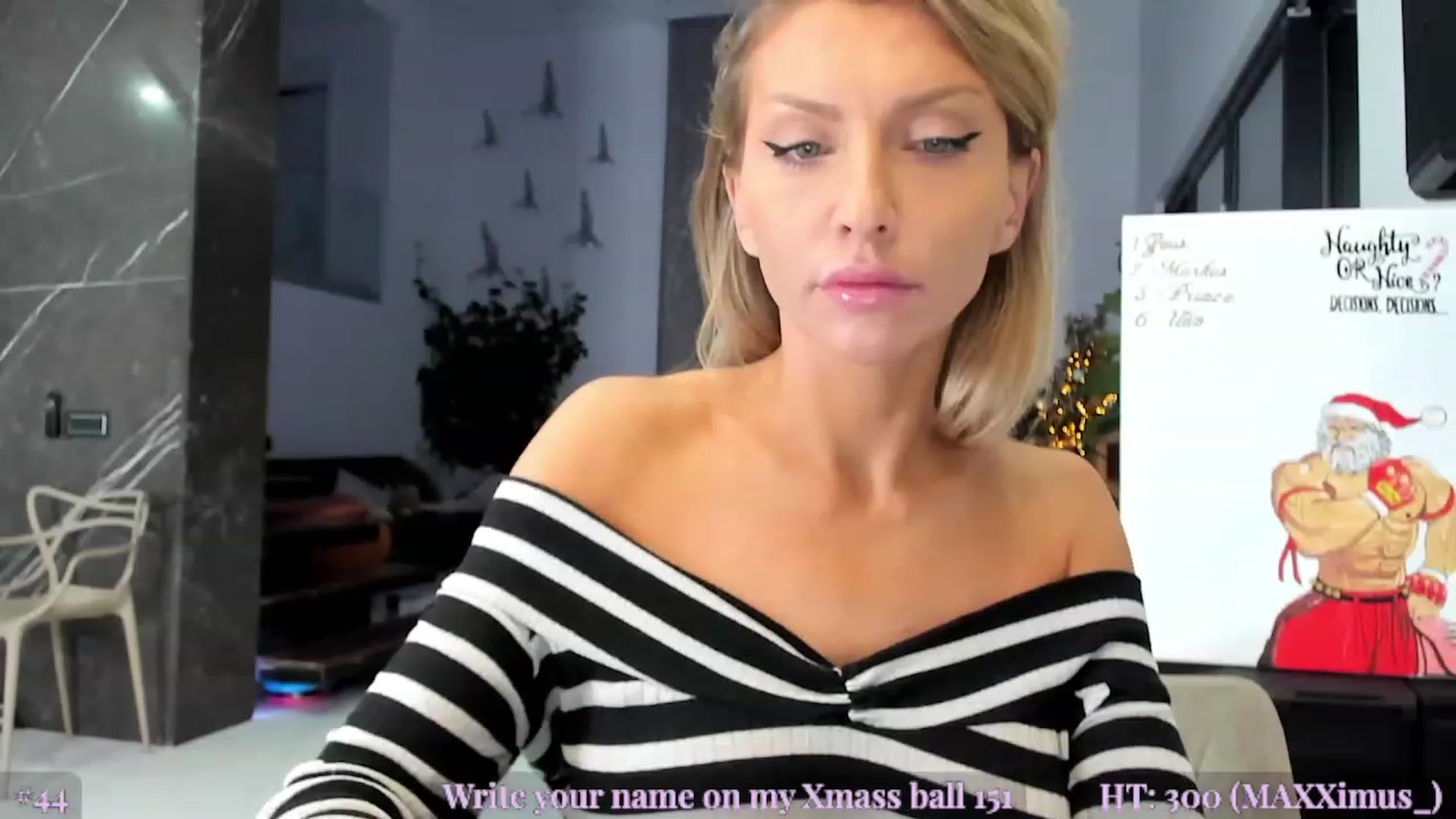 Gallery image thumbnail from AweJolie's myfreecams stream on, 12/08/2022, 02:18 image 4 of 20