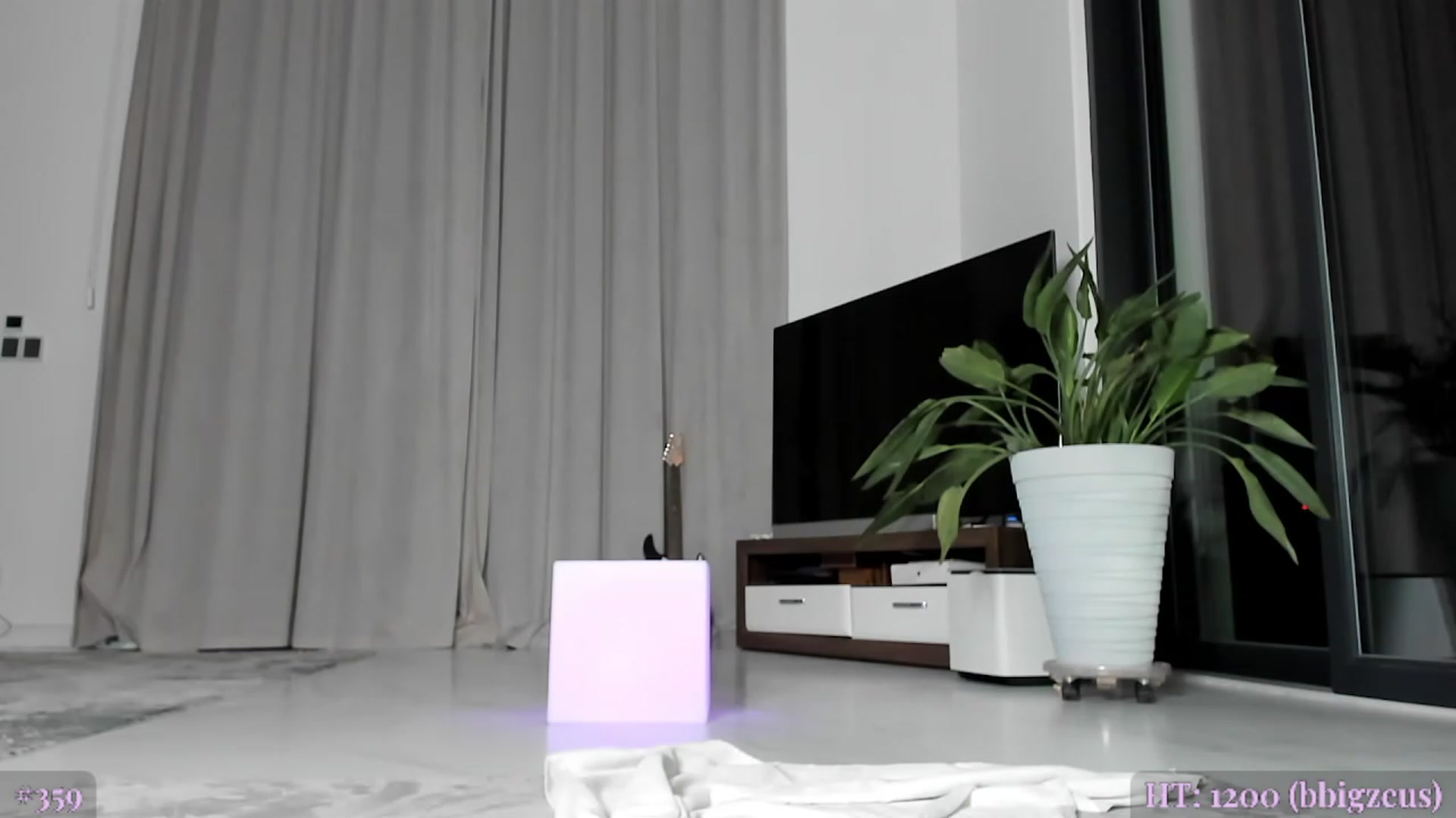 Gallery image thumbnail from AweJolie's myfreecams stream on, 01/16/2023, 04:54 image 14 of 20