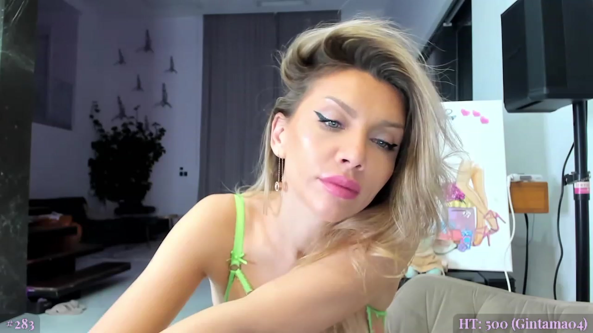 Gallery image thumbnail from AweJolie's myfreecams stream on, 01/17/2023, 03:55 image 3 of 20
