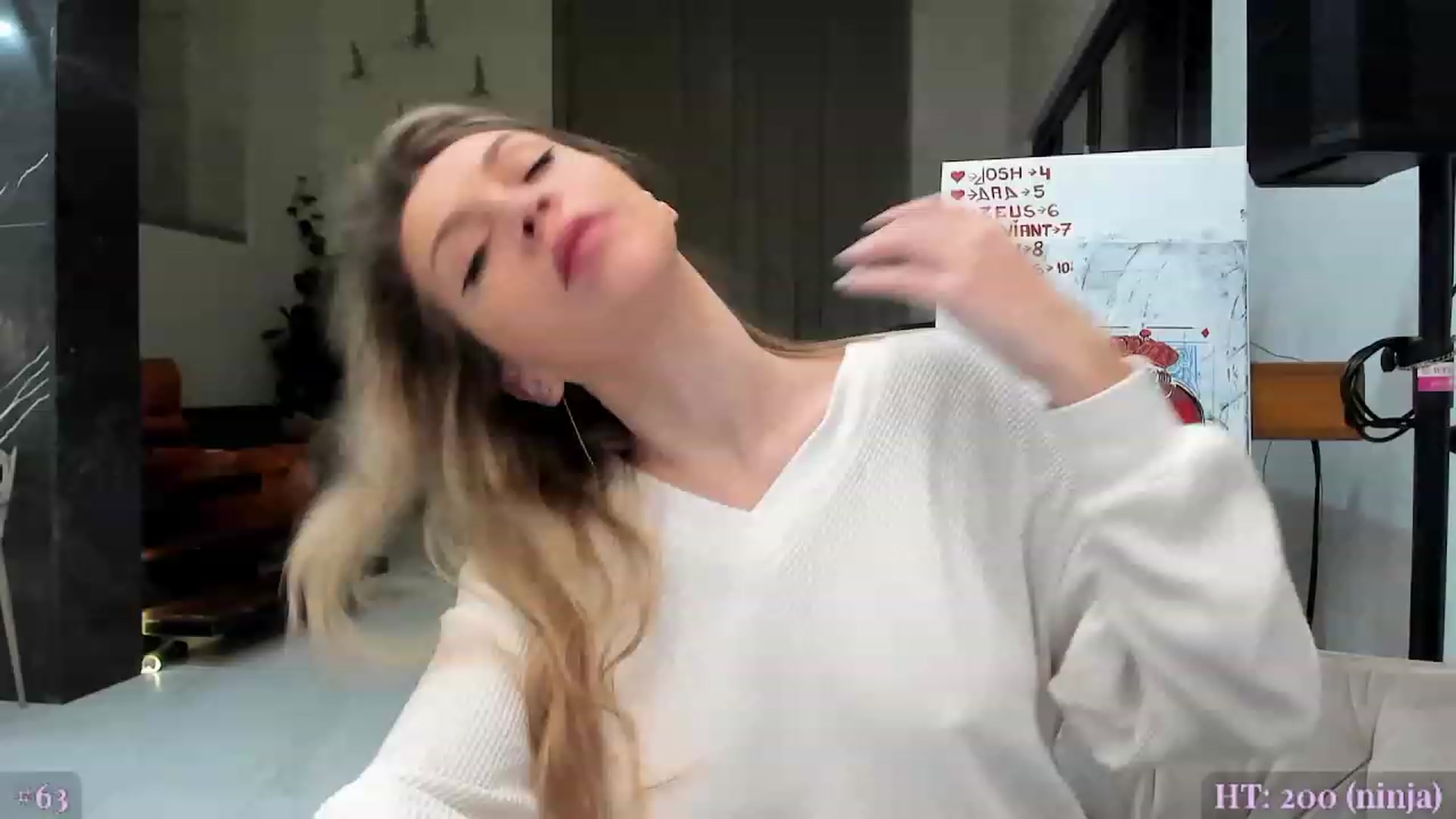 Gallery image thumbnail from AweJolie's myfreecams stream on, 02/13/2023, 24:44 image 1 of 20