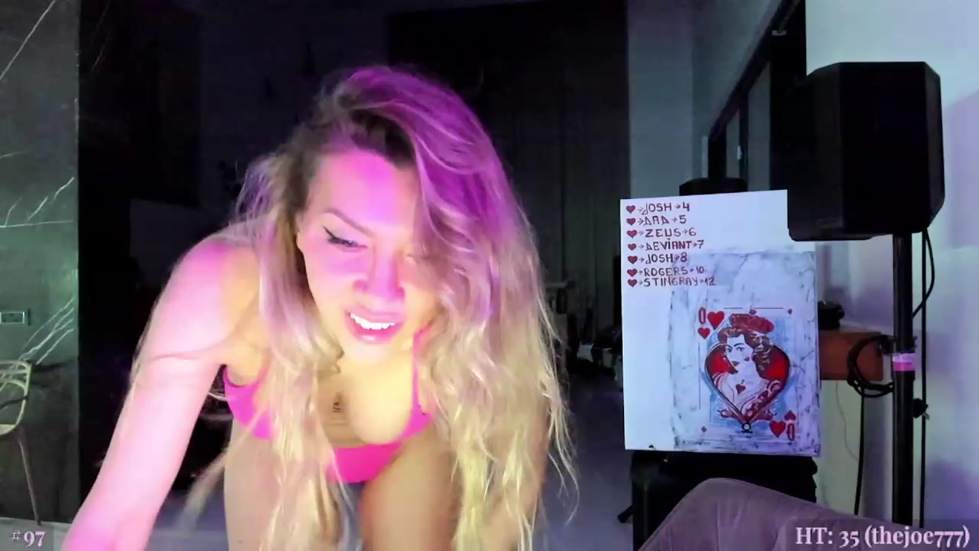 Gallery image thumbnail from AweJolie's myfreecams stream on, 02/19/2023, 24:01 image 14 of 20