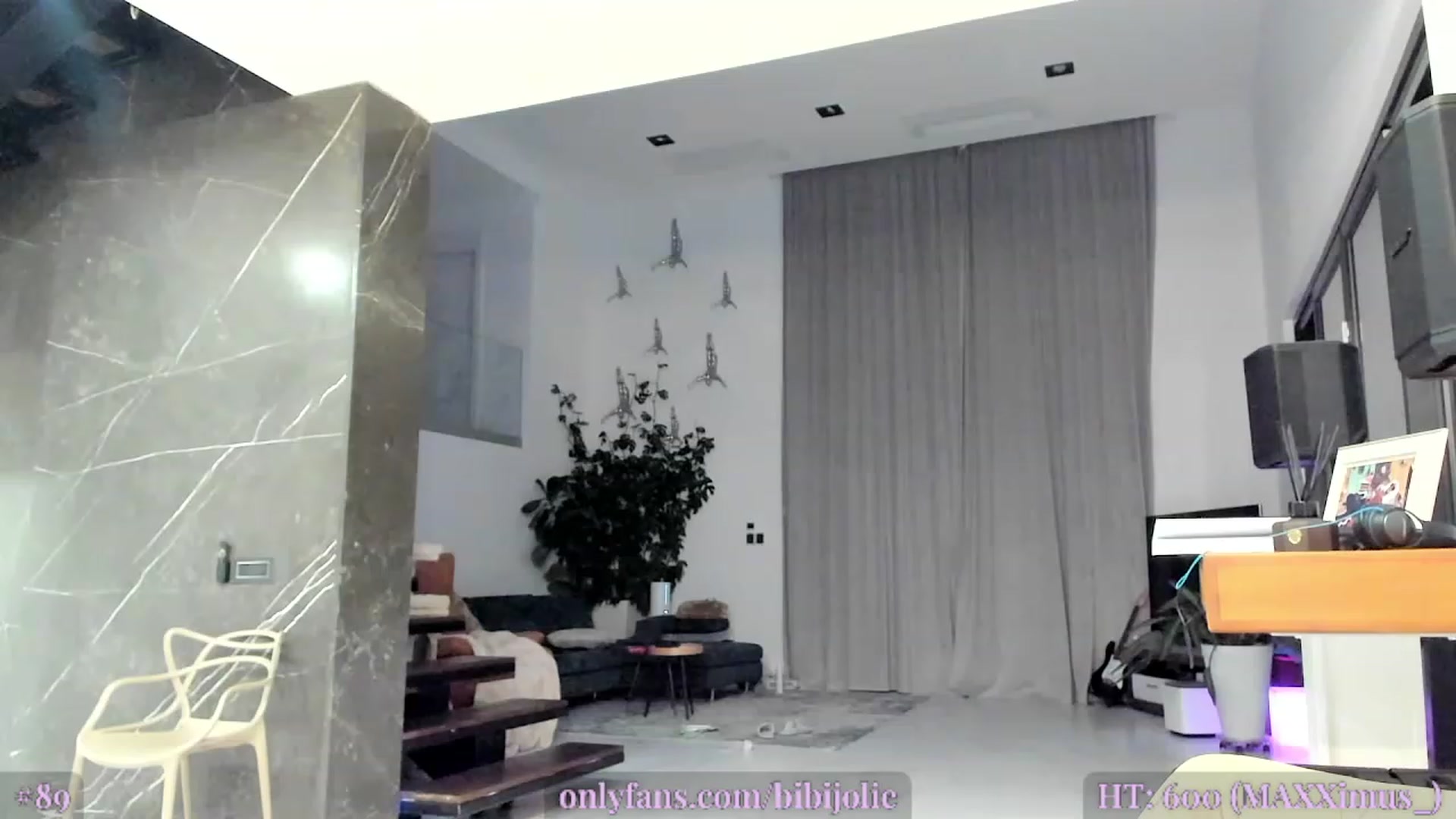 Gallery image thumbnail from AweJolie's myfreecams stream on, 02/23/2023, 24:56 image 7 of 20