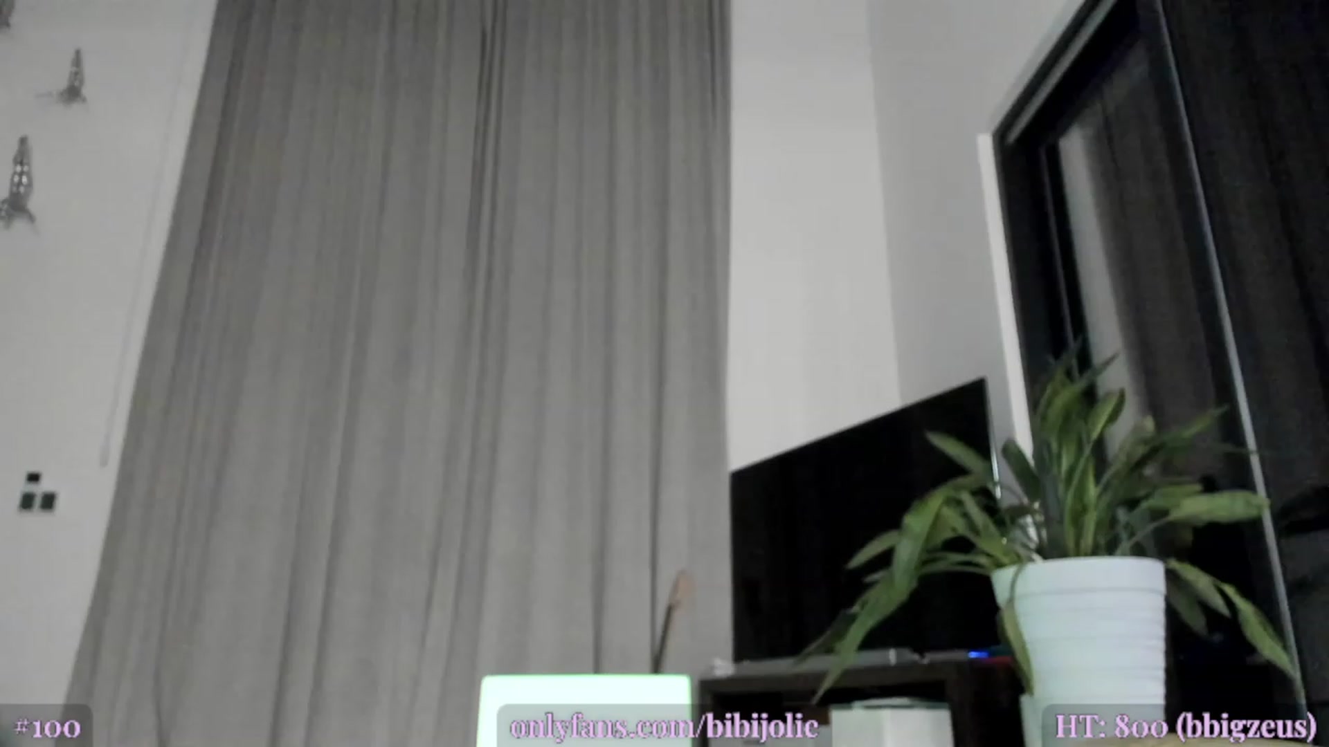 Gallery image thumbnail from AweJolie's myfreecams stream on, 03/01/2023, 03:38 image 9 of 20
