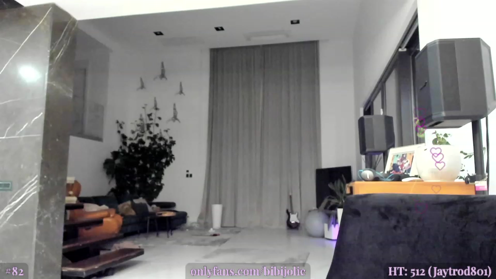 Gallery image thumbnail from AweJolie's myfreecams stream on, 03/21/2023, 01:55 image 5 of 20