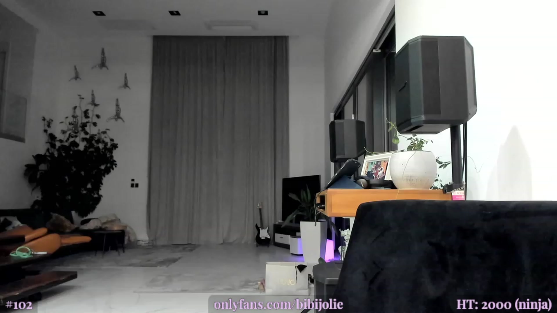Gallery image thumbnail from AweJolie's myfreecams stream on, 03/26/2023, 23:41 image 20 of 20