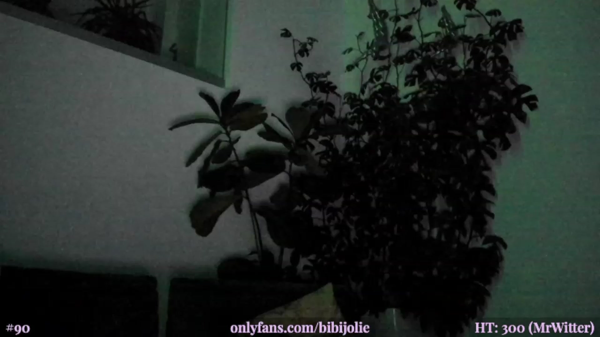 Gallery image thumbnail from AweJolie's myfreecams stream on, 03/31/2023, 01:02 image 16 of 20