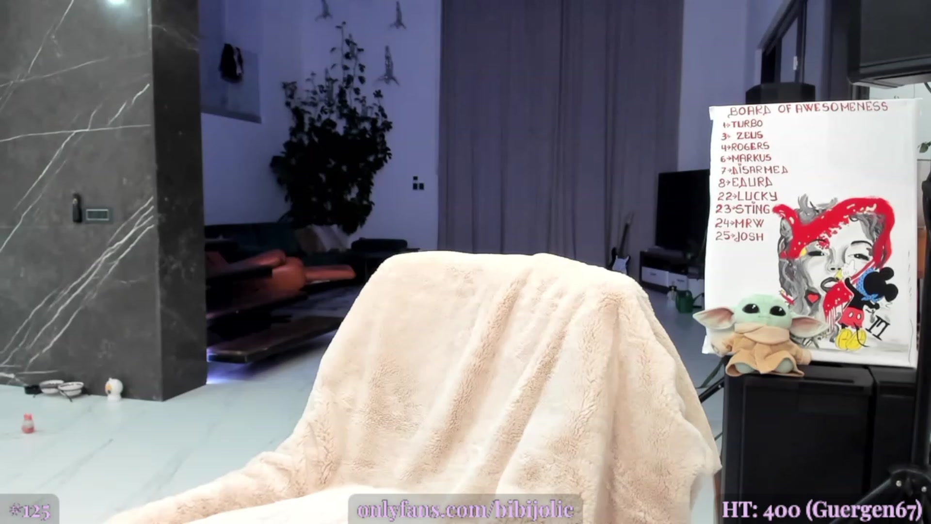 Gallery image thumbnail from AweJolie's myfreecams stream on, 04/26/2023, 23:38 image 8 of 20