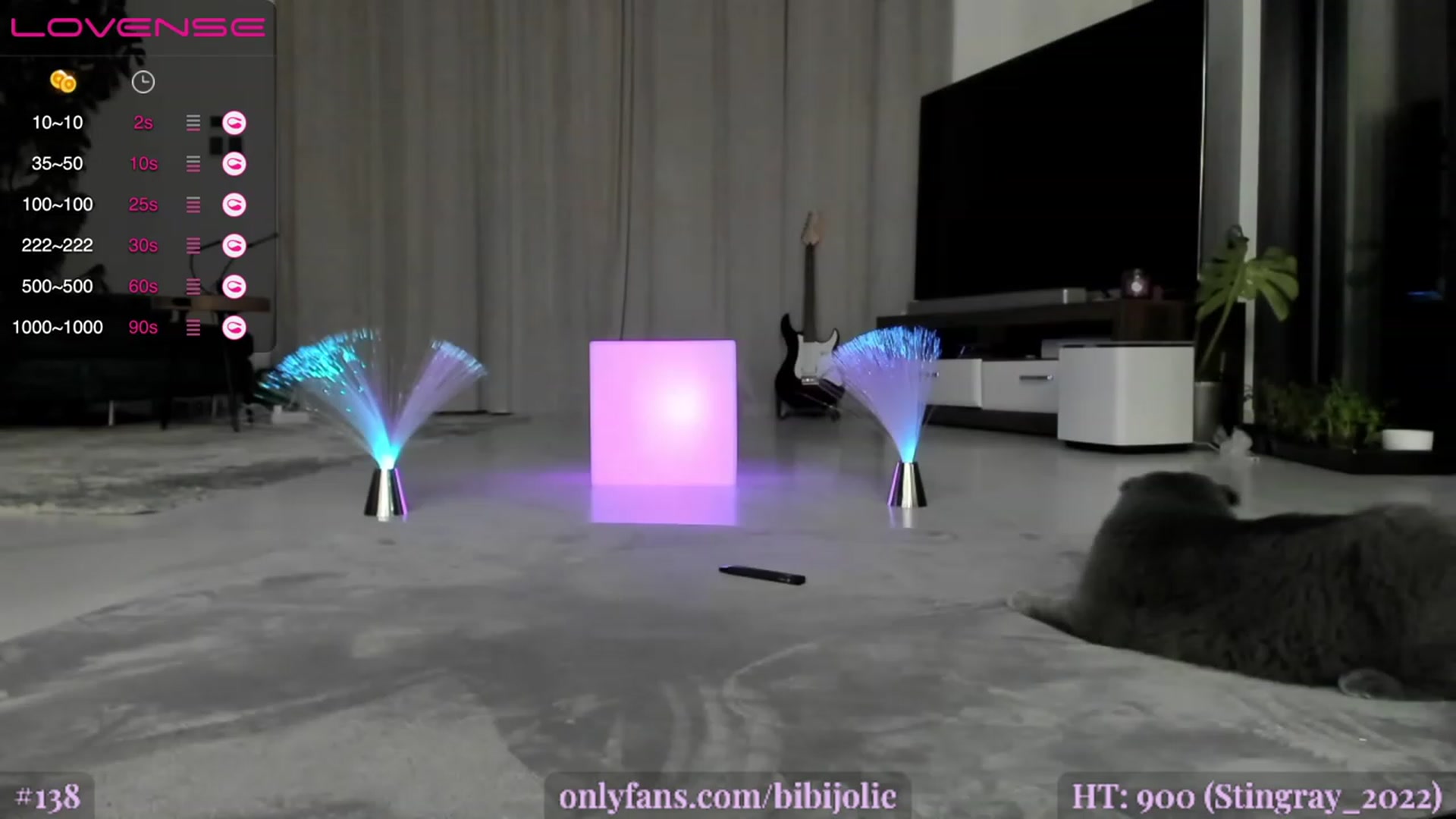 Gallery image thumbnail from AweJolie's myfreecams stream on, 05/02/2023, 01:38 image 11 of 20