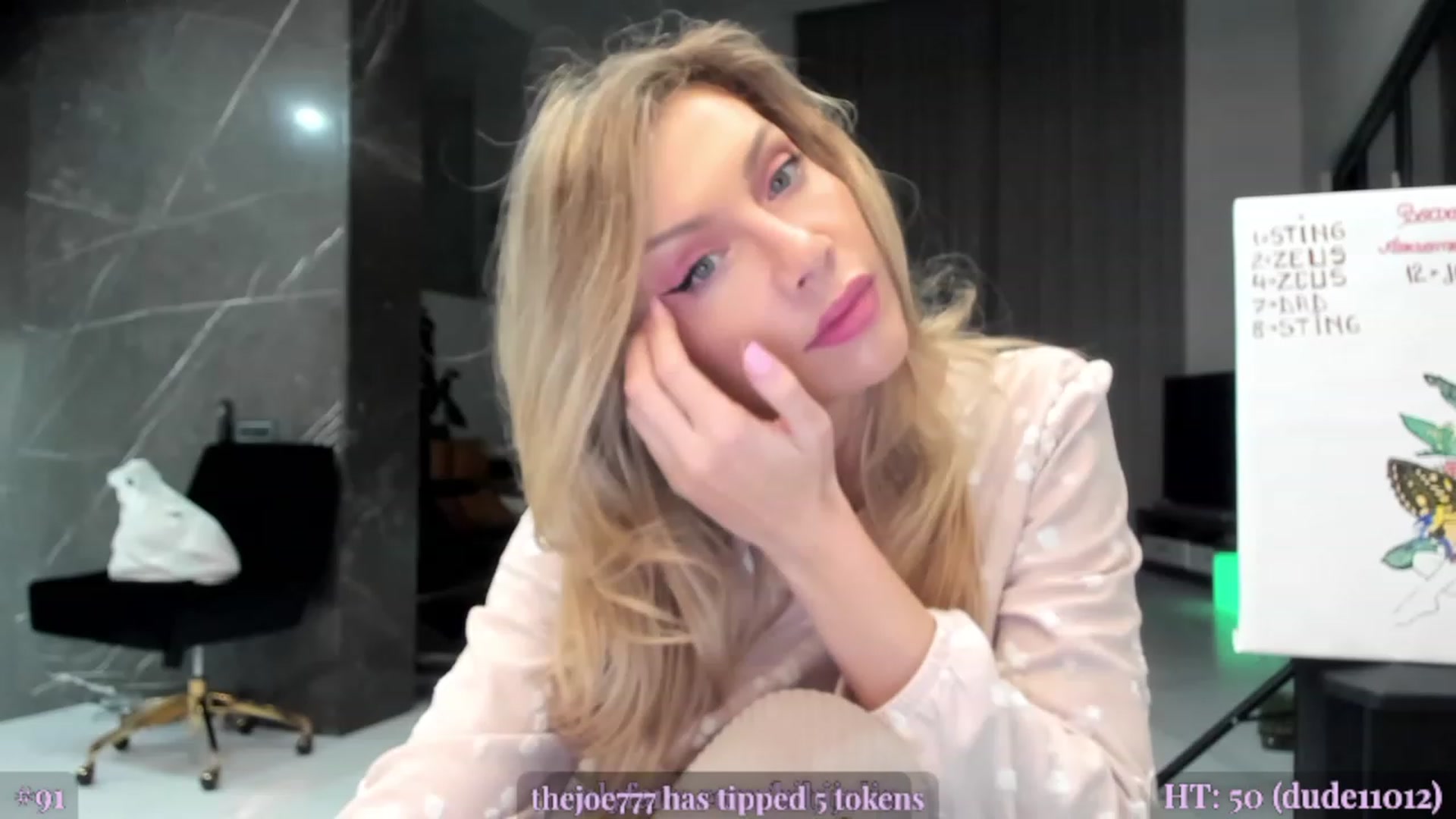 Gallery image thumbnail from AweJolie's myfreecams stream on, 05/14/2023, 23:11 image 18 of 20