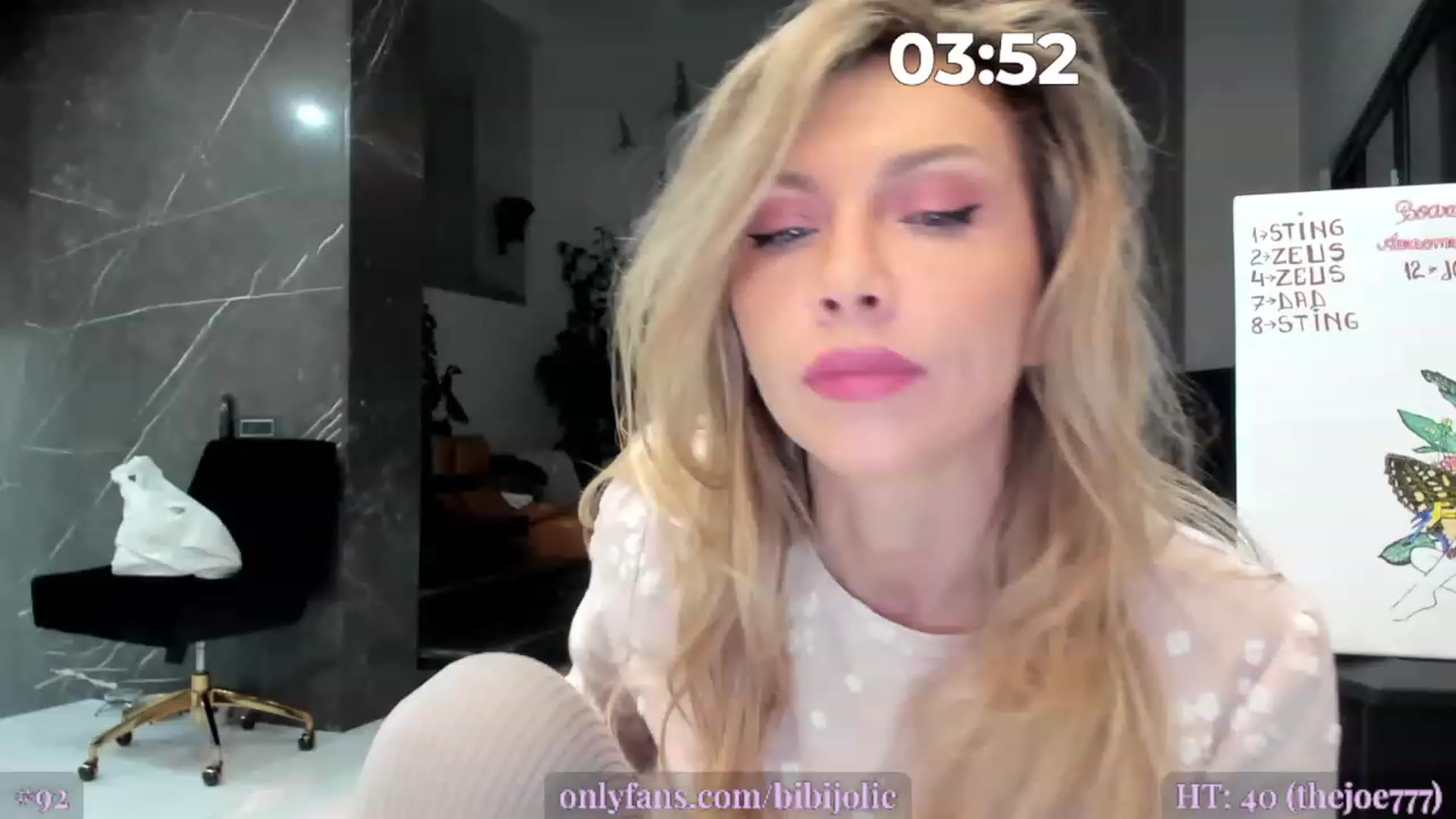 Gallery image thumbnail from AweJolie's myfreecams stream on, 05/14/2023, 23:11 image 14 of 20
