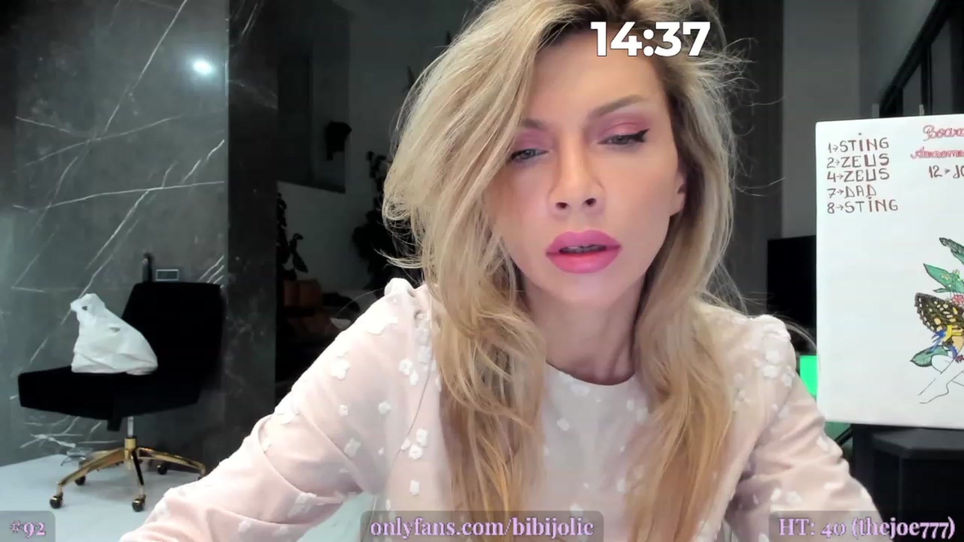 Gallery image thumbnail from AweJolie's myfreecams stream on, 05/14/2023, 23:11 image 10 of 20