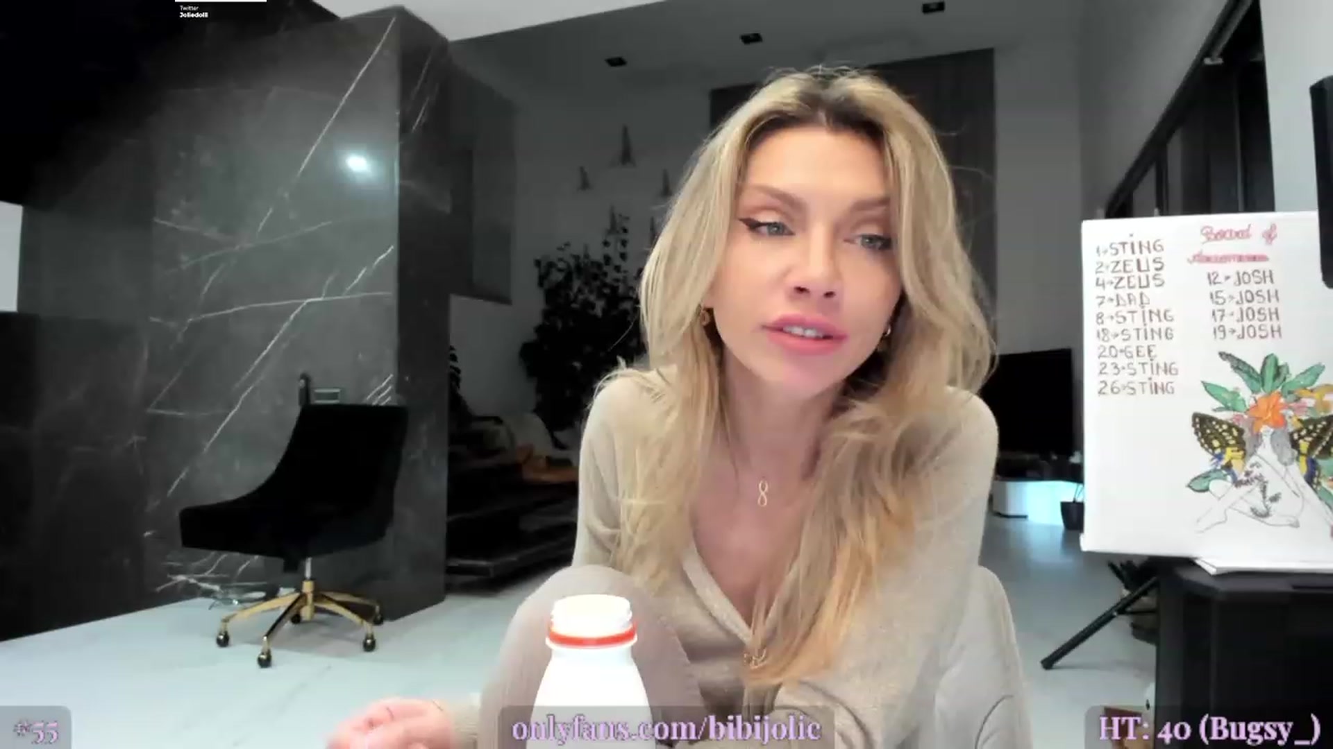 Gallery image thumbnail from AweJolie's myfreecams stream on, 05/29/2023, 24:51 image 4 of 20
