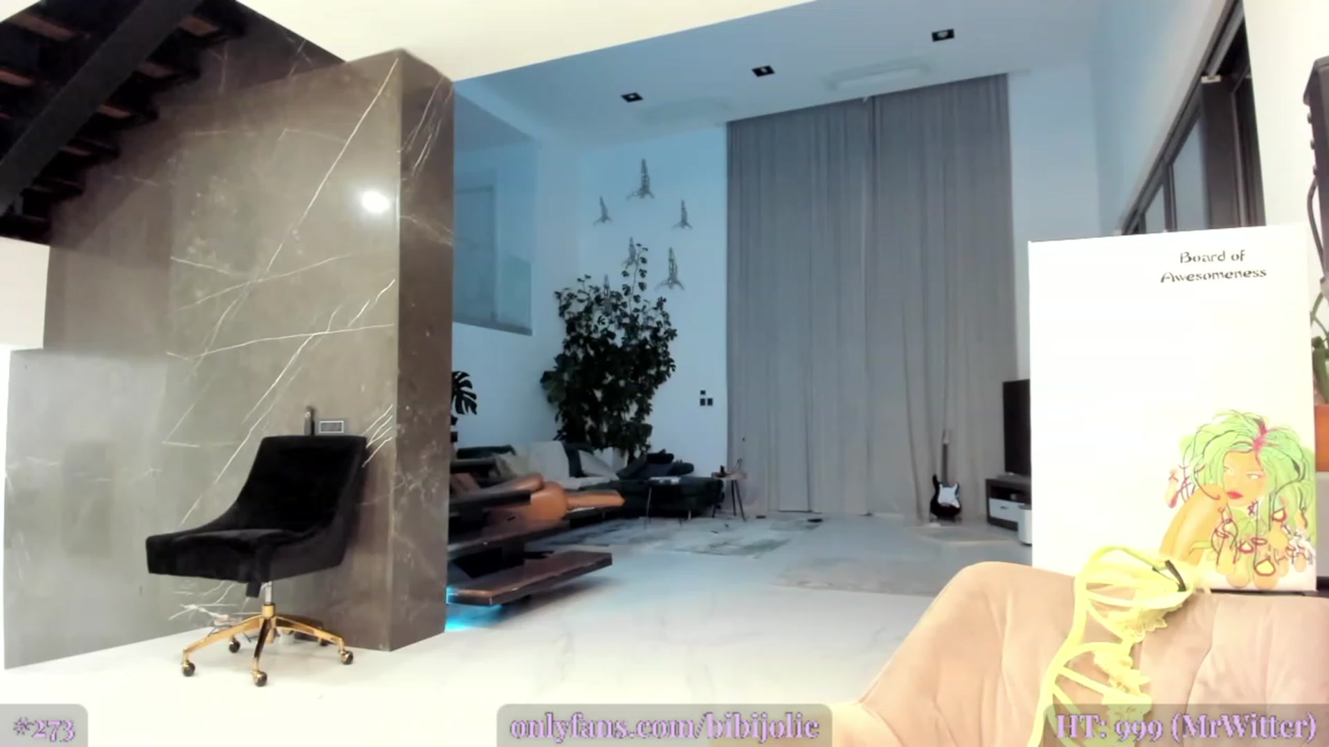 Gallery image thumbnail from AweJolie's myfreecams stream on, 06/02/2023, 24:44 image 14 of 20