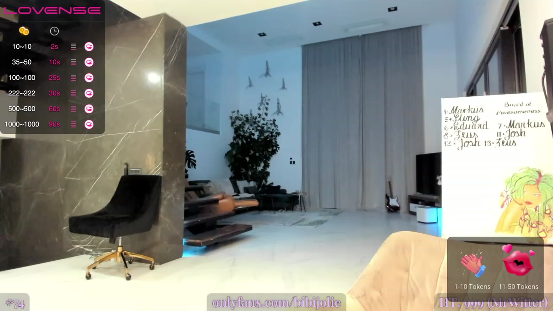 Gallery image thumbnail from AweJolie's myfreecams stream on, 06/15/2023, 01:01 image 17 of 20
