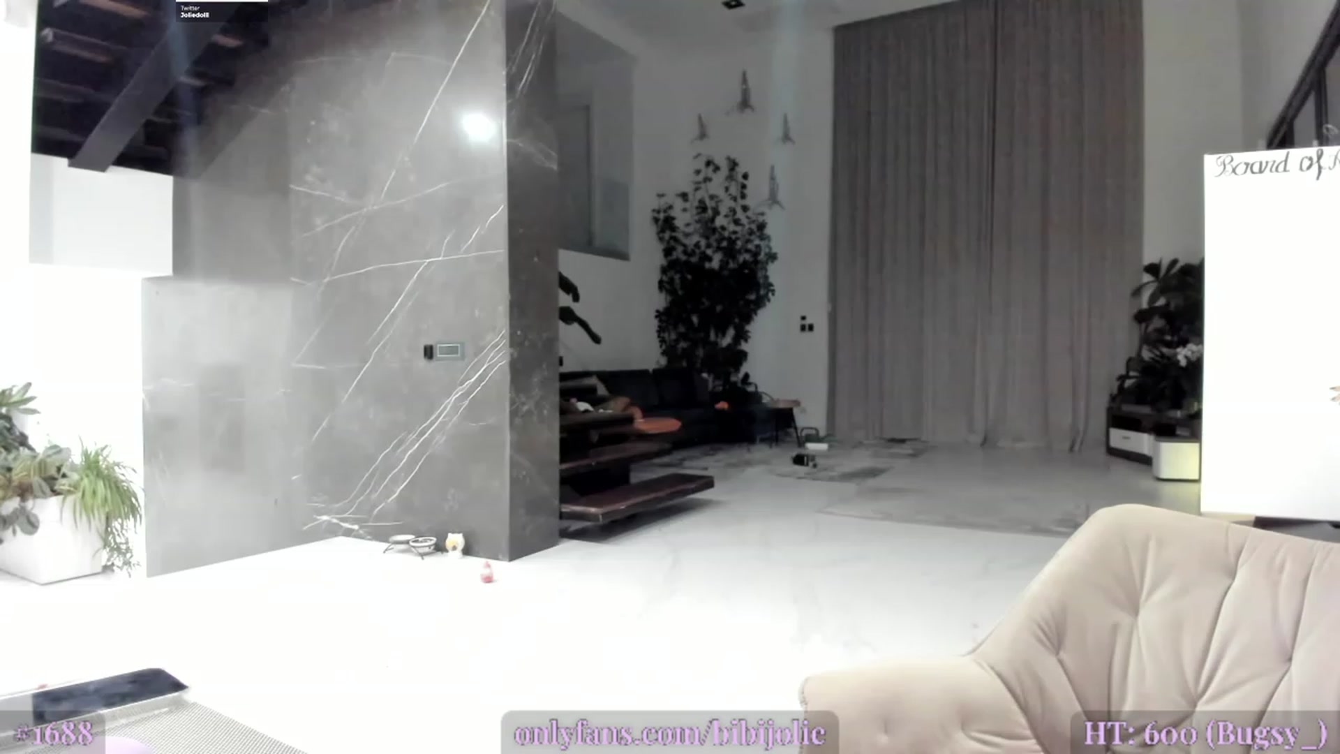 Gallery image thumbnail from AweJolie's myfreecams stream on, 07/04/2023, 24:19 image 12 of 20