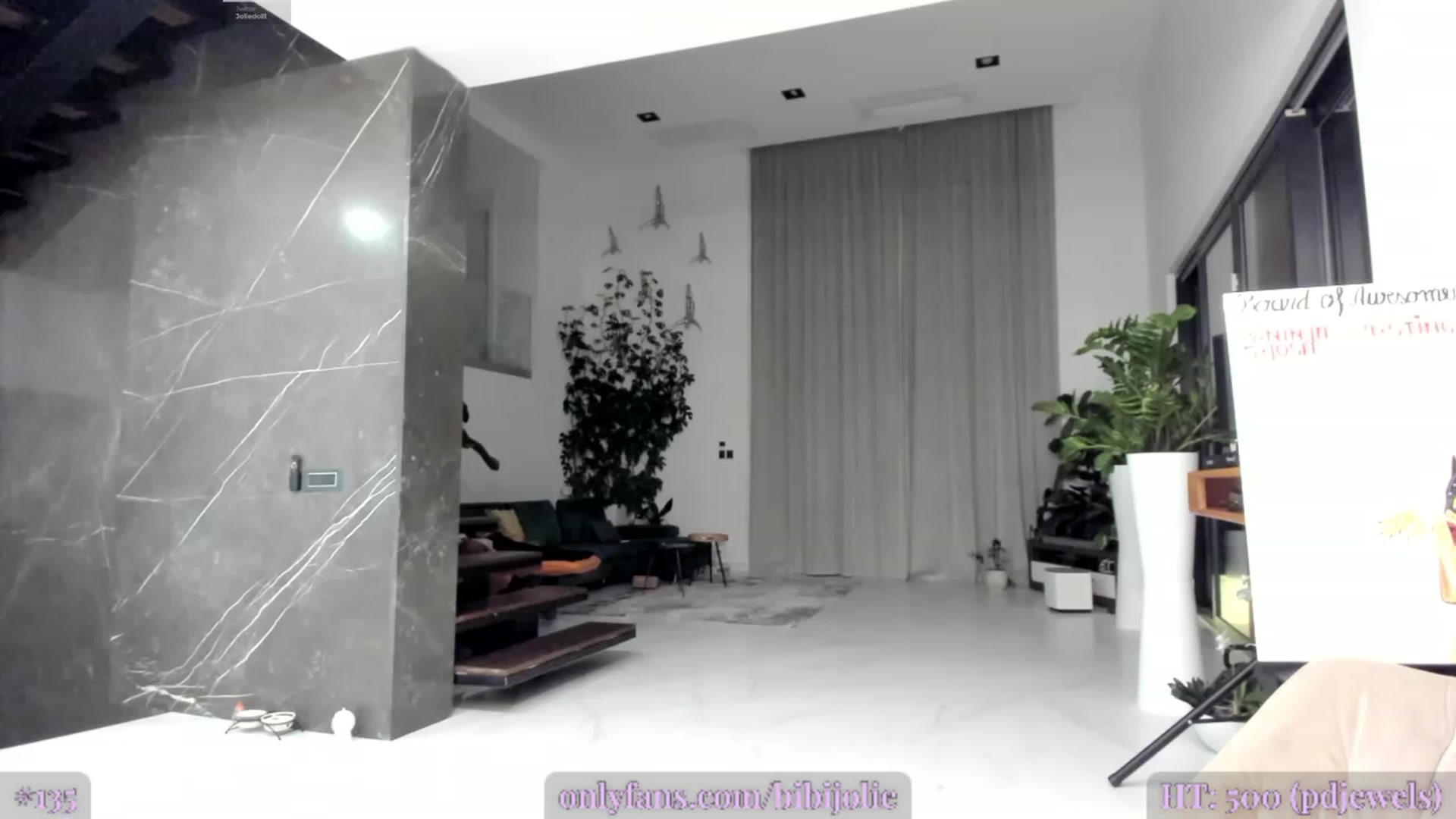 Gallery image thumbnail from AweJolie's myfreecams stream on, 07/07/2023, 24:14 image 6 of 20
