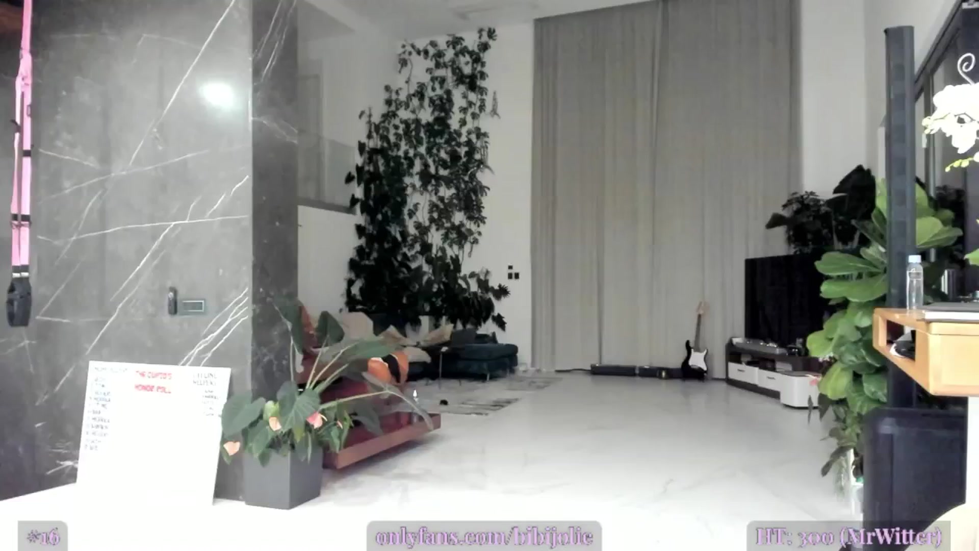 Gallery image thumbnail from AweJolie's myfreecams stream on, 02/14/2025, 01:25 image 6 of 20