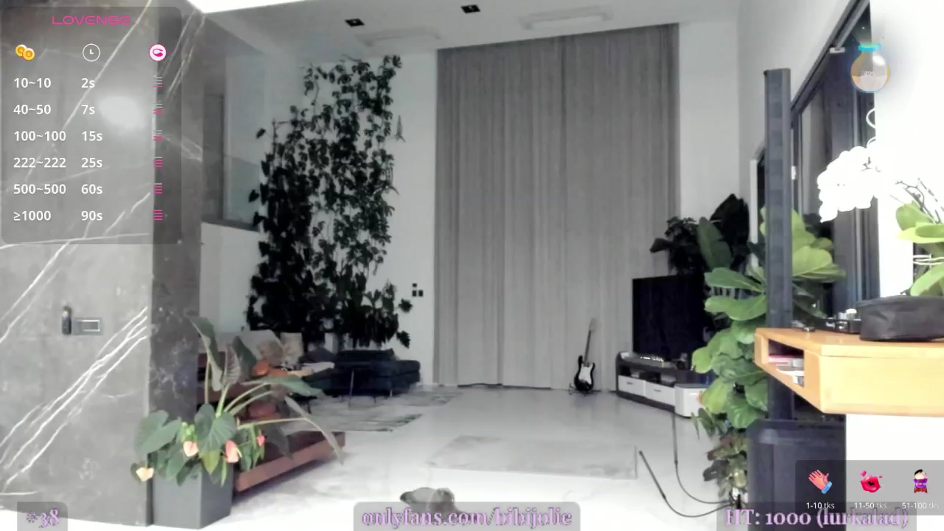 Gallery image thumbnail from AweJolie's myfreecams stream on, 02/28/2025, 01:23 image 3 of 20