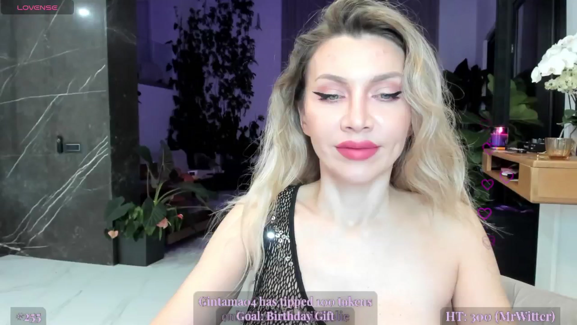 Gallery image thumbnail from AweJolie's myfreecams stream on, 03/14/2025, 02:46 image 6 of 20