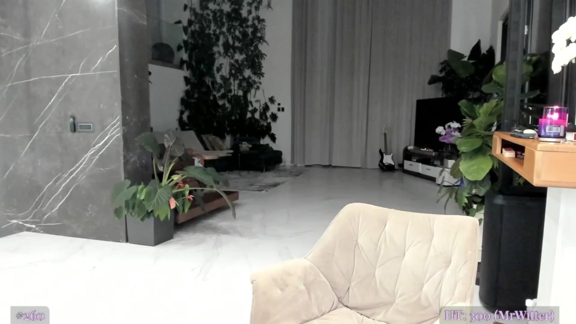 Gallery image thumbnail from AweJolie's myfreecams stream on, 03/26/2025, 24:39 image 18 of 20