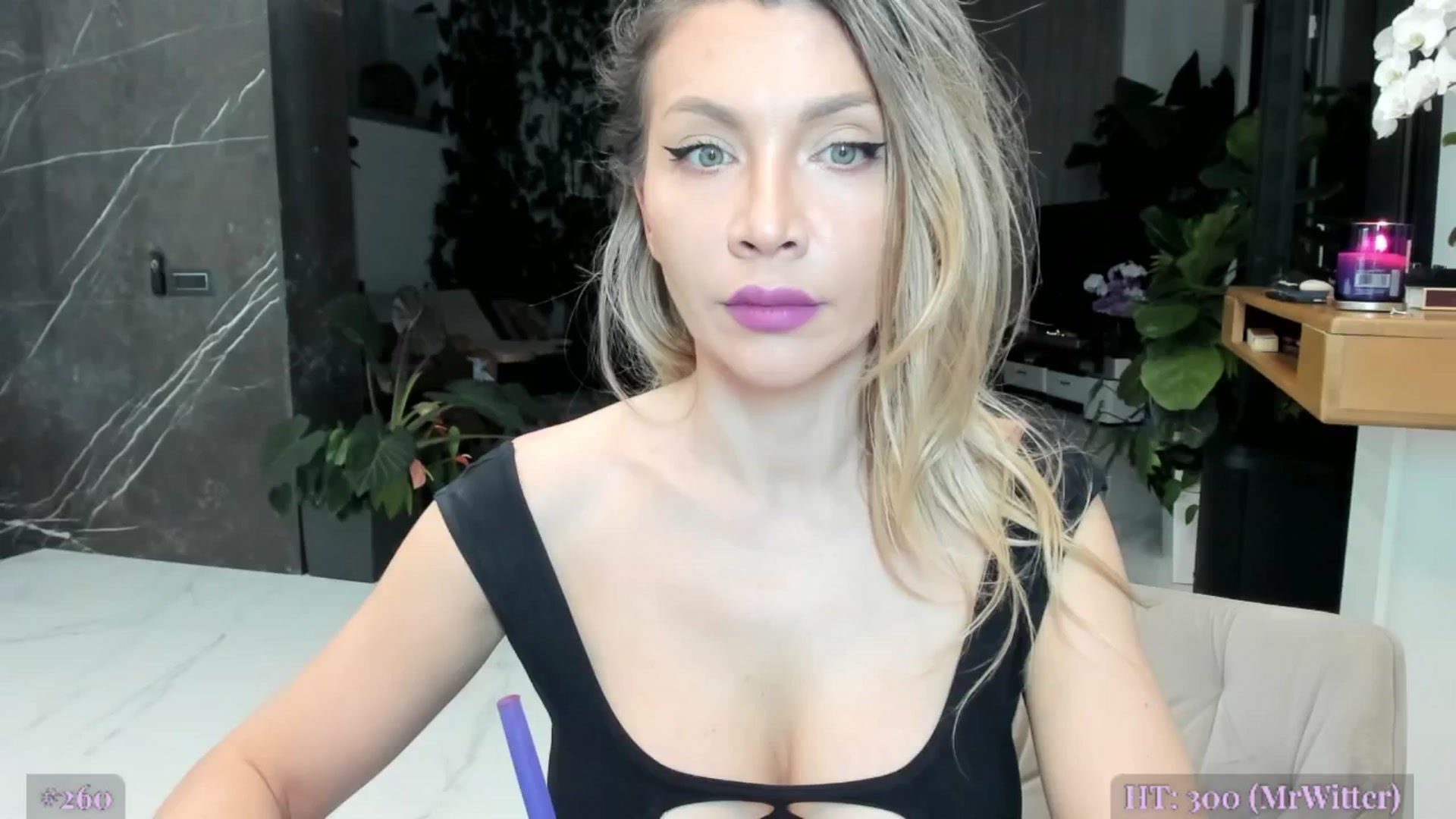 Gallery image thumbnail from AweJolie's myfreecams stream on, 03/26/2025, 24:39 image 5 of 20