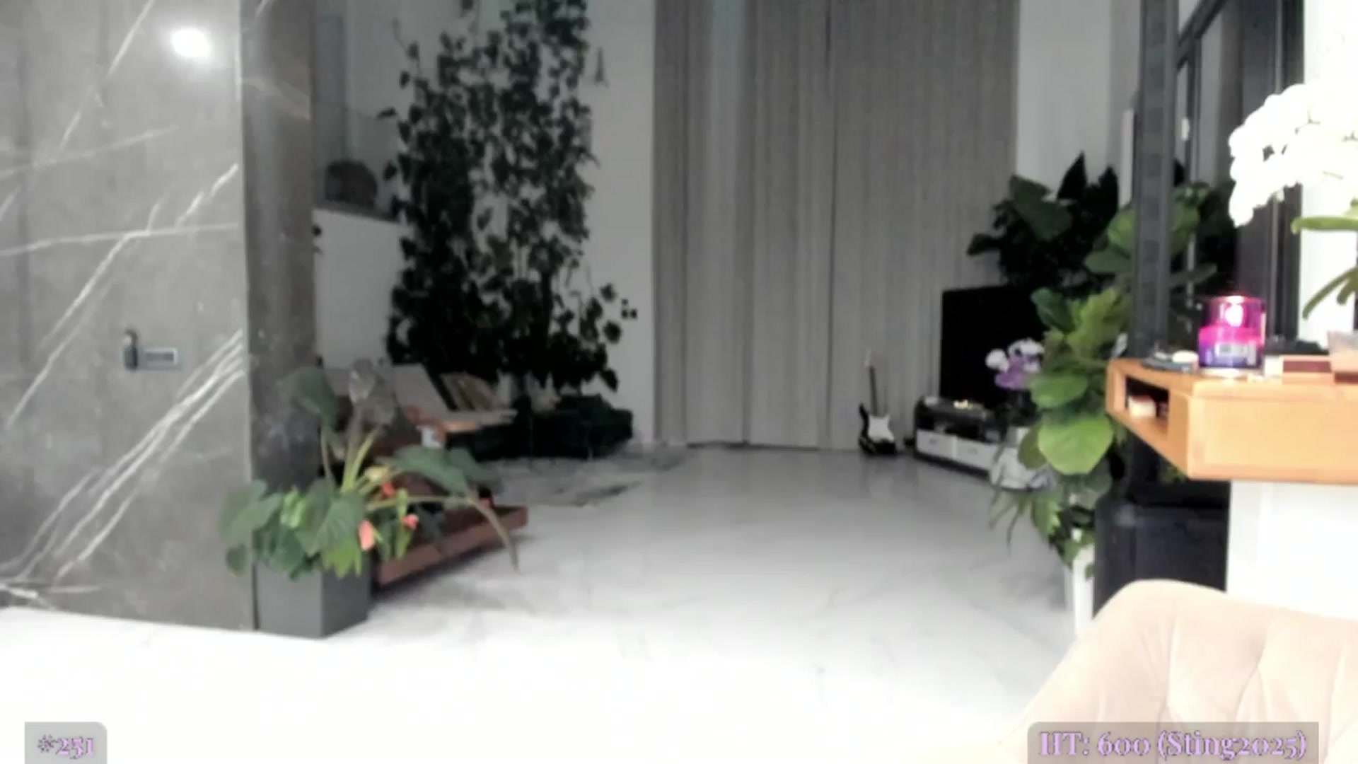 Gallery image thumbnail from AweJolie's myfreecams stream on, 03/26/2025, 04:06 image 6 of 20