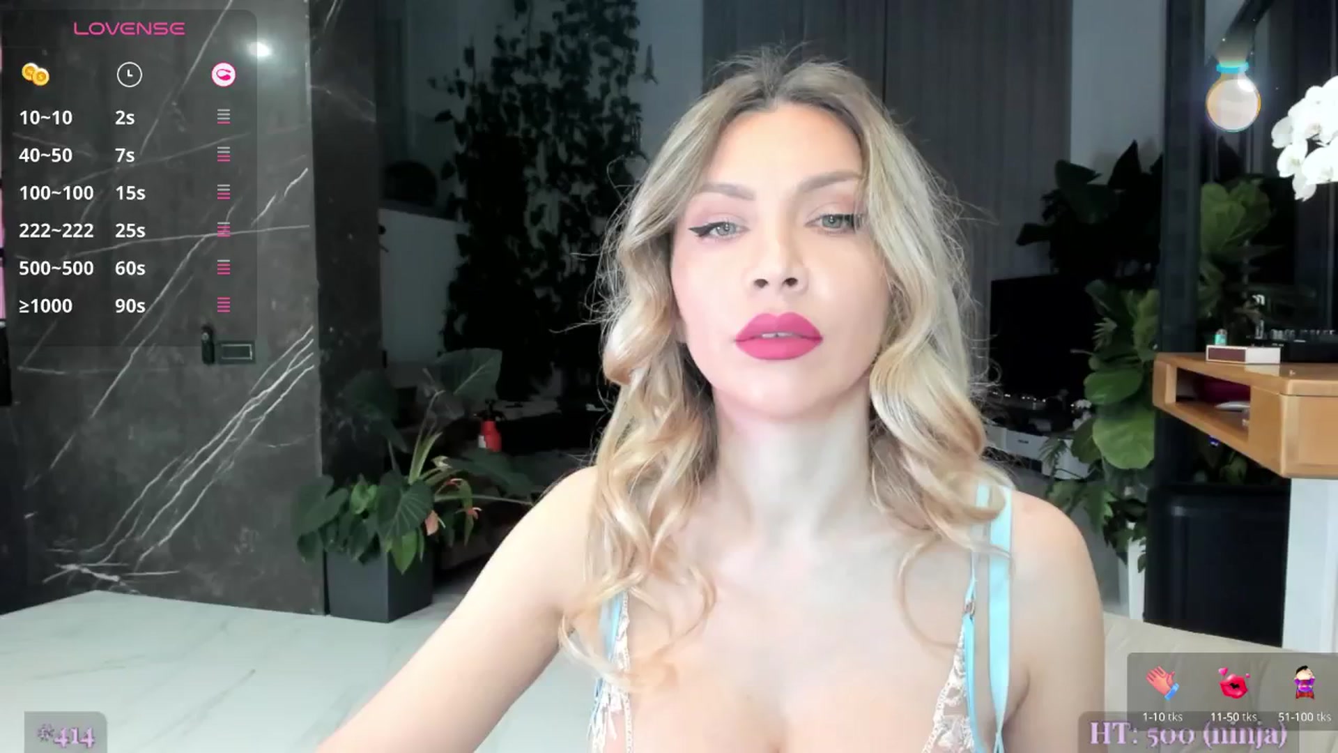 Gallery image thumbnail from AweJolie's myfreecams stream on, 04/02/2025, 01:55 image 4 of 20