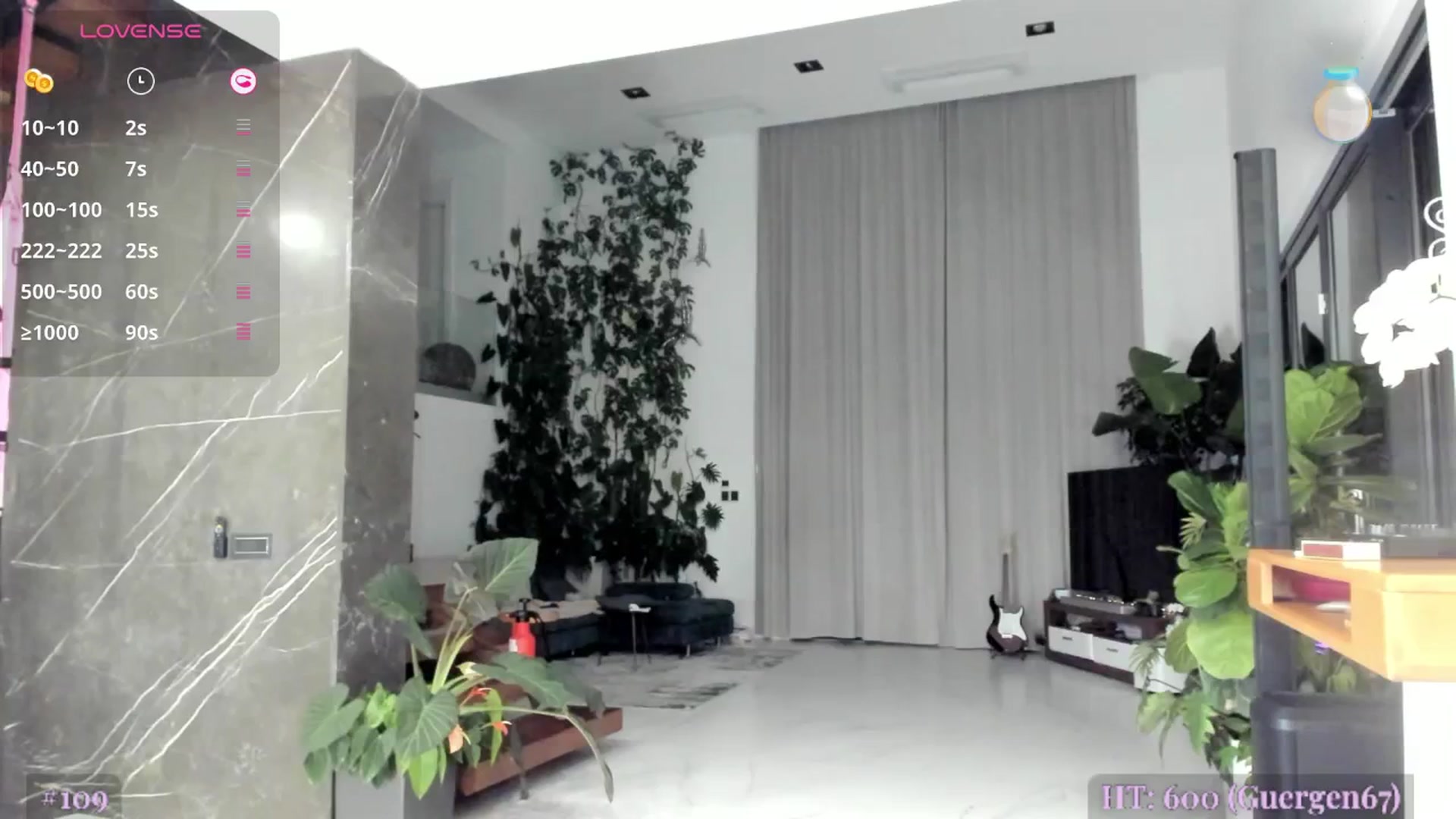 Gallery image thumbnail from AweJolie's myfreecams stream on, 04/02/2025, 01:55 image 14 of 20