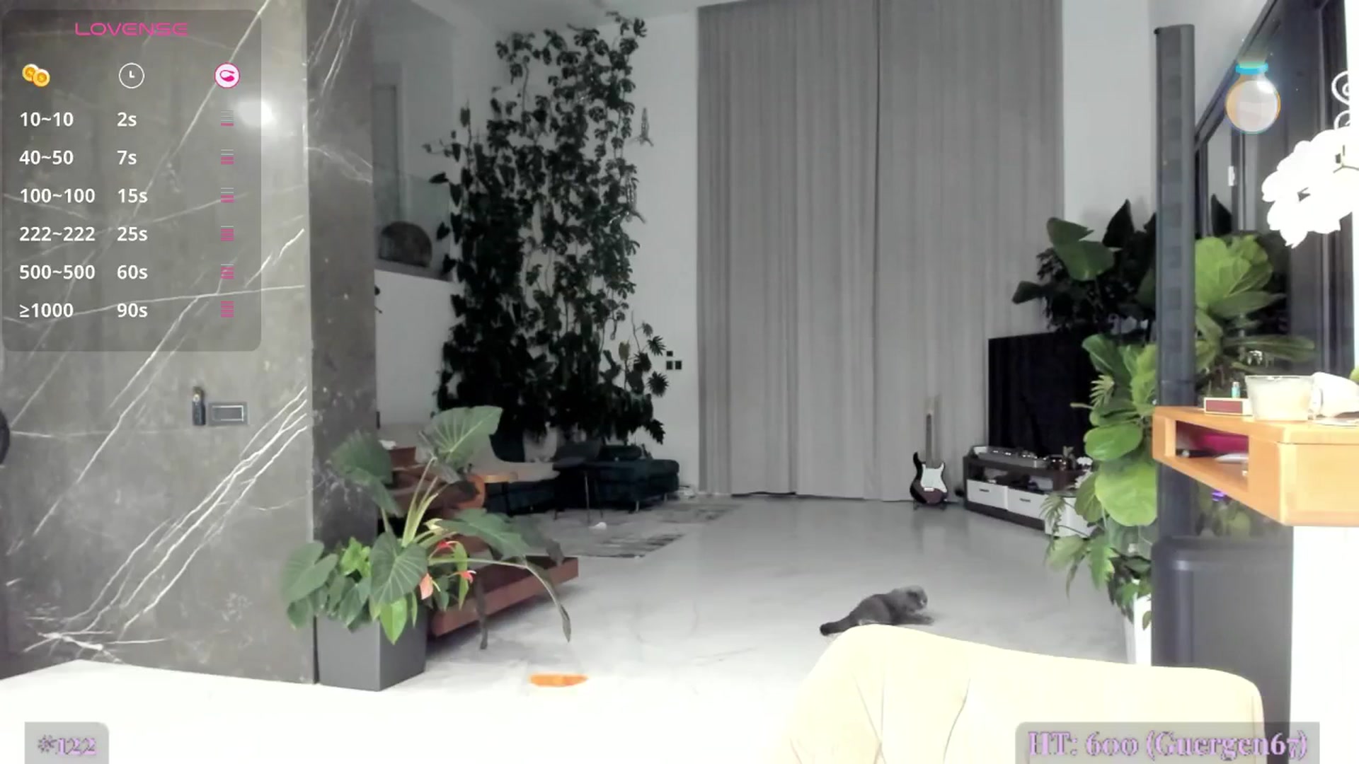 Gallery image thumbnail from AweJolie's myfreecams stream on, 04/04/2025, 24:45 image 16 of 20