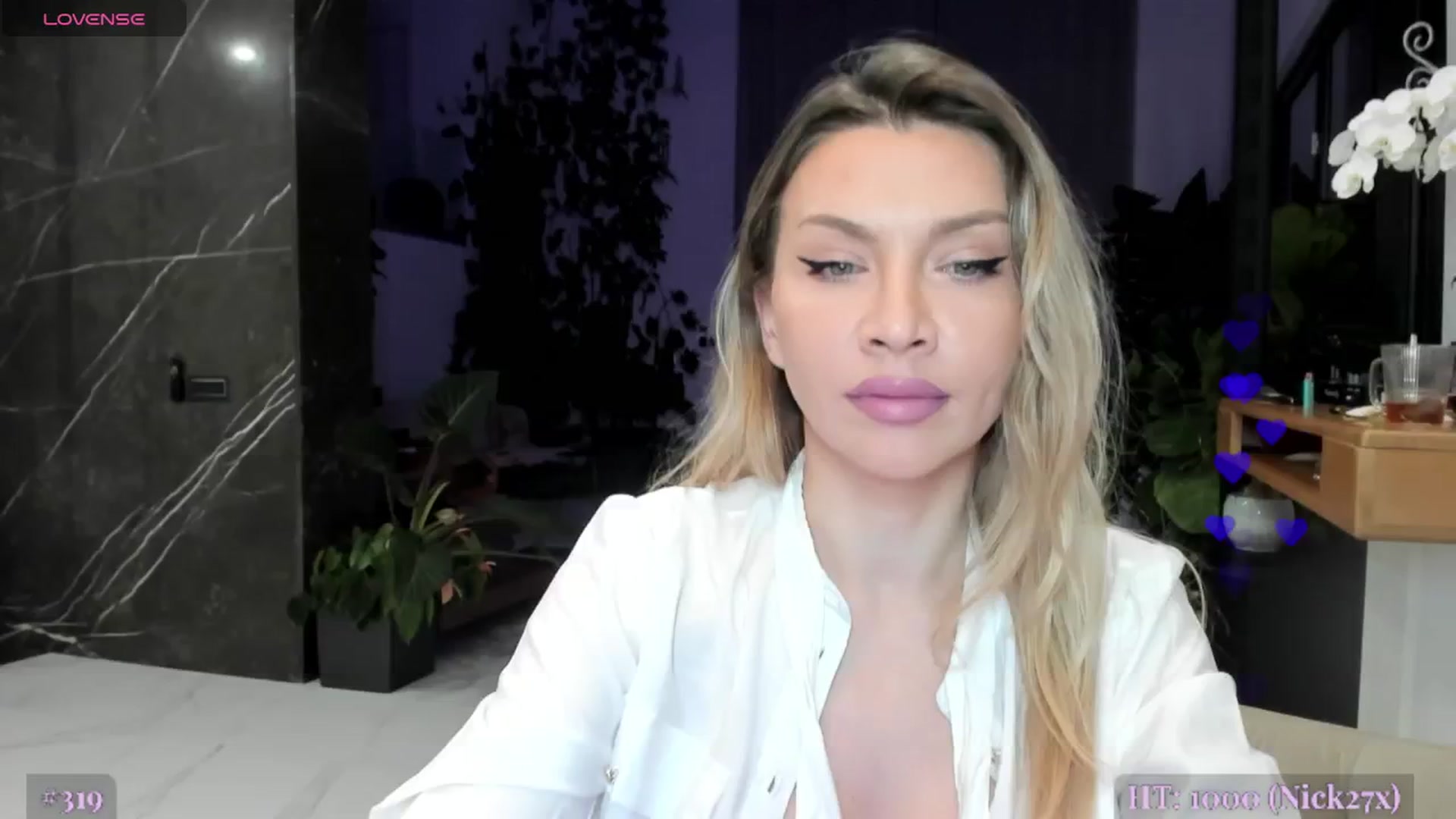 Gallery image thumbnail from AweJolie's myfreecams stream on, 04/08/2025, 24:08 image 4 of 20