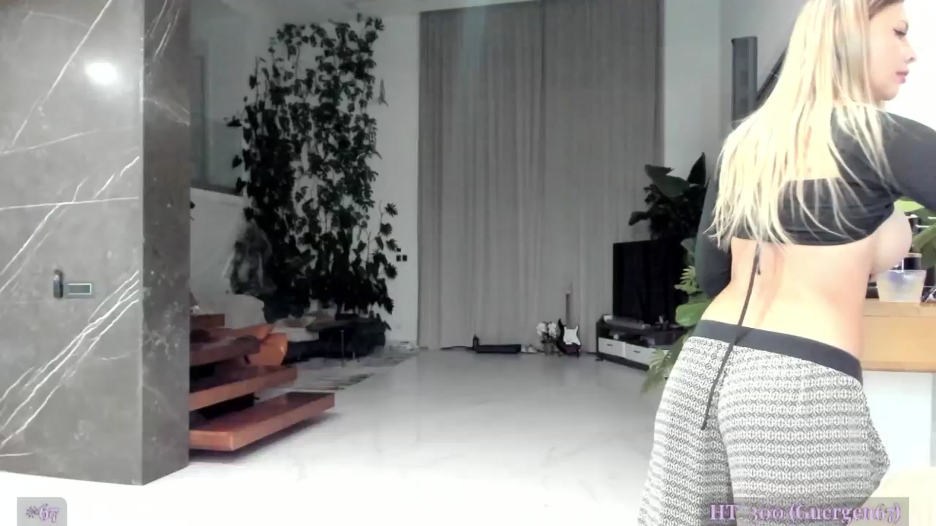 Gallery image thumbnail from AweJolie's myfreecams stream on, 05/02/2025, 23:08 image 15 of 20