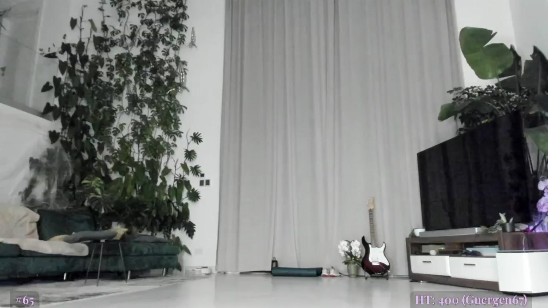 Gallery image thumbnail from AweJolie's myfreecams stream on, 05/03/2025, 01:08 image 8 of 20