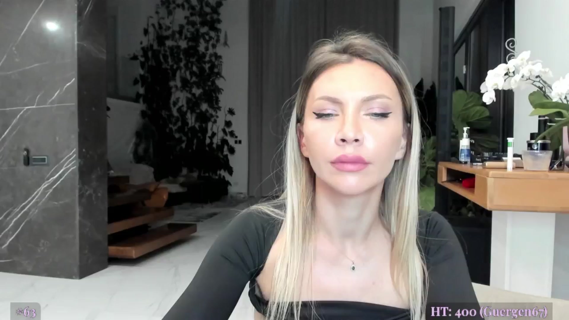 Gallery image thumbnail from AweJolie's myfreecams stream on, 05/03/2025, 01:08 image 5 of 20