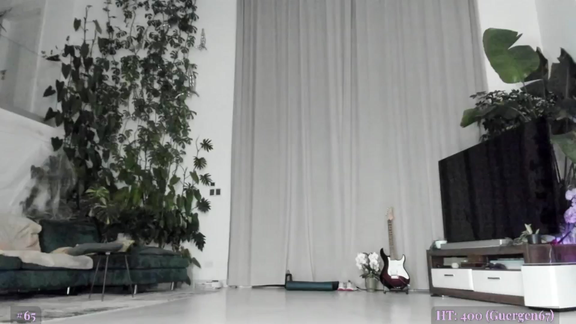Gallery image thumbnail from AweJolie's myfreecams stream on, 05/03/2025, 01:08 image 7 of 20