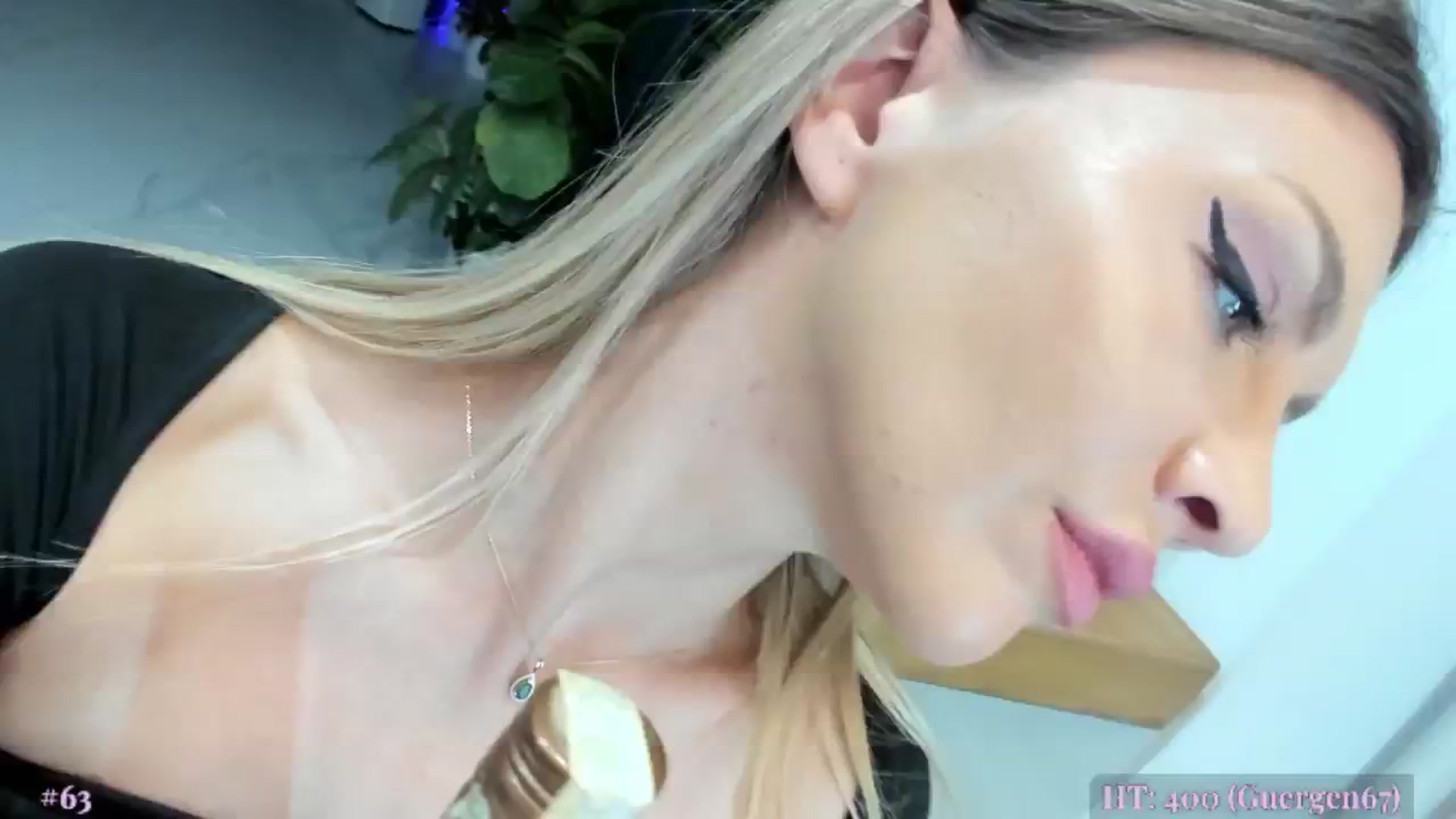 Gallery image thumbnail from AweJolie's myfreecams stream on, 05/03/2025, 01:08 image 3 of 20