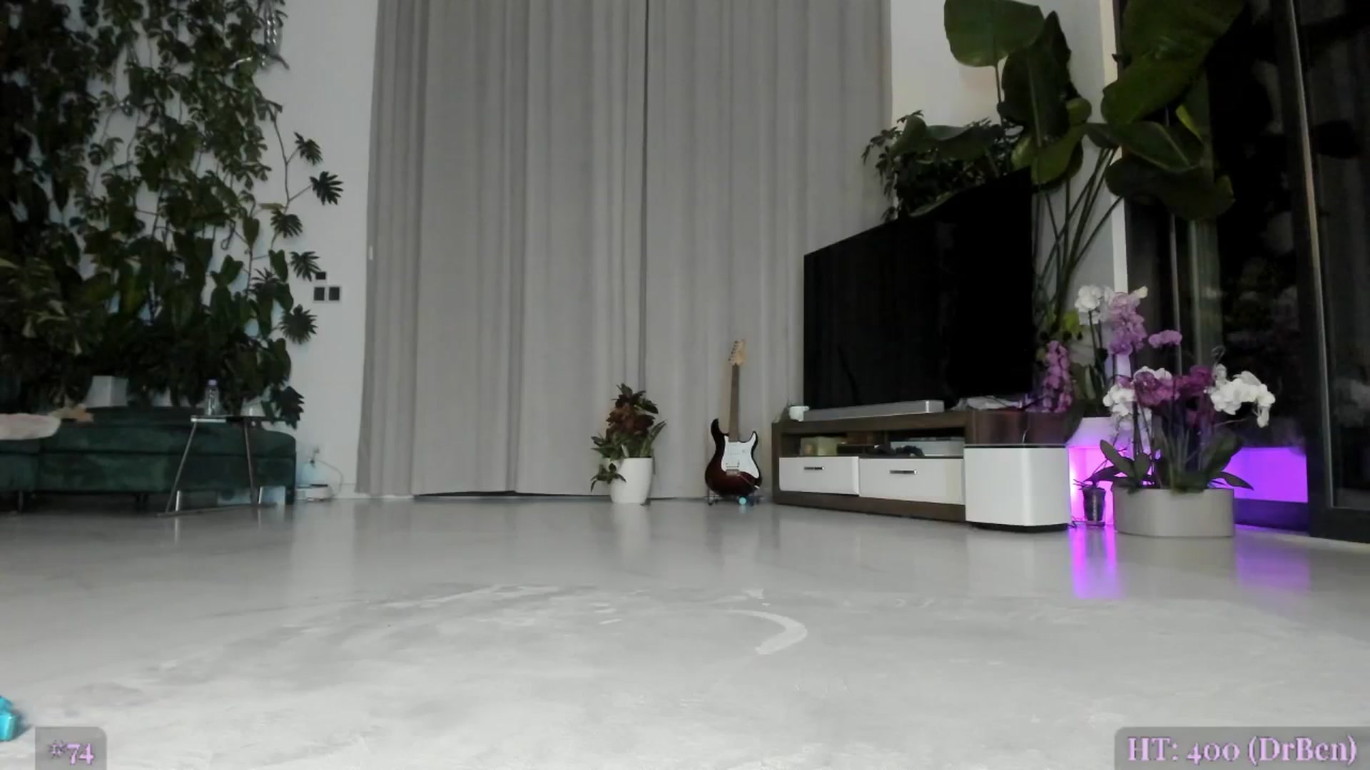Gallery image thumbnail from AweJolie's myfreecams stream on, 06/10/2025, 24:05 image 18 of 20