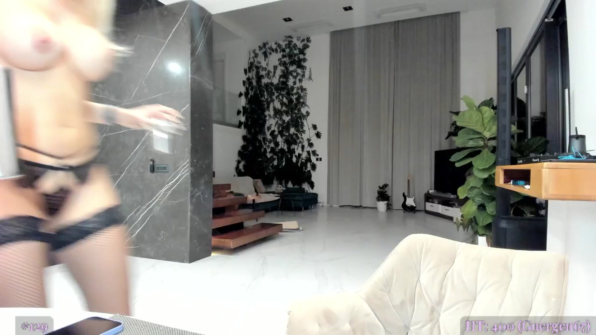 Gallery image thumbnail from AweJolie's myfreecams stream on, 06/18/2025, 24:07 image 12 of 20