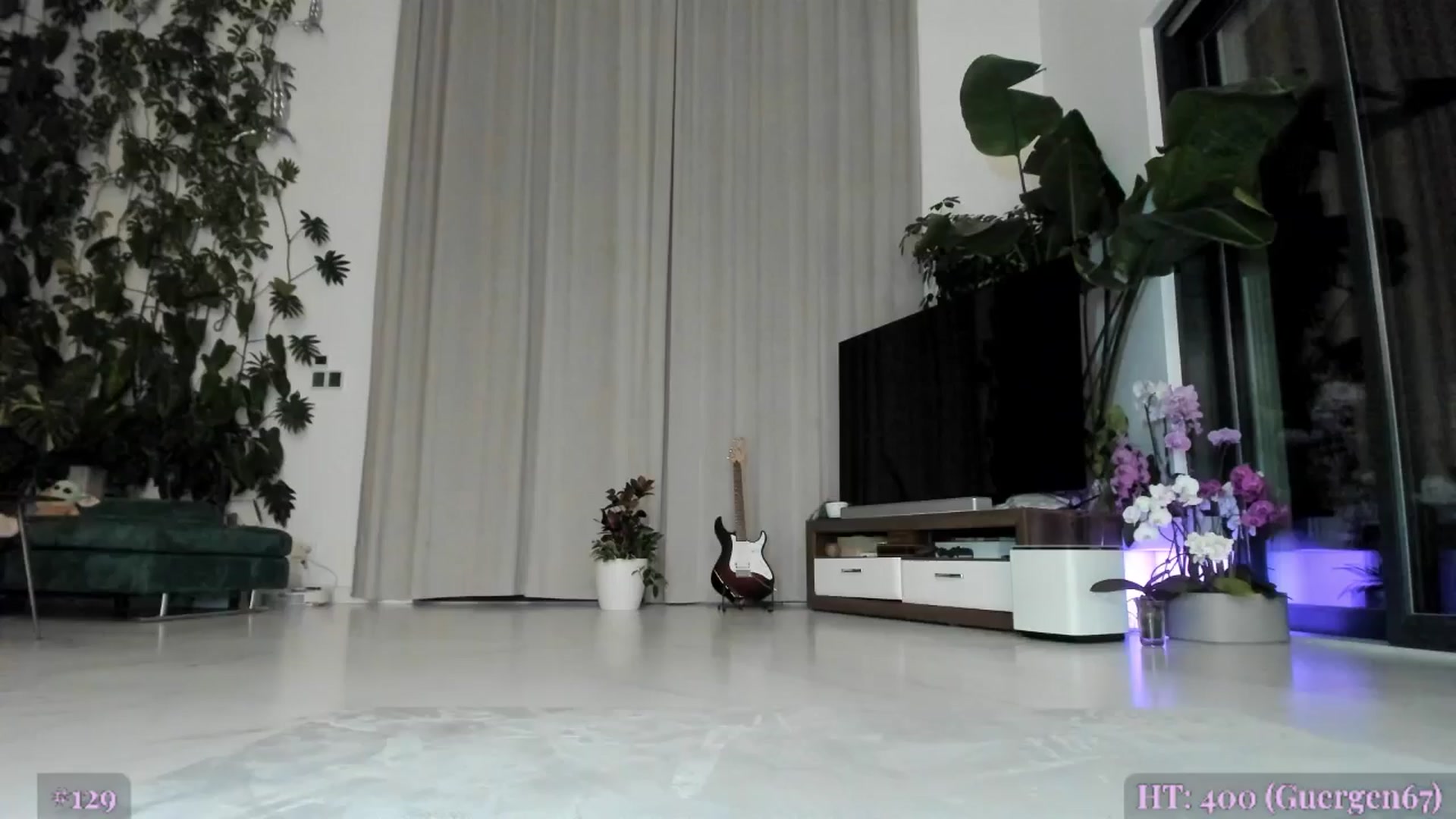 Gallery image thumbnail from AweJolie's myfreecams stream on, 06/18/2025, 01:19 image 15 of 20