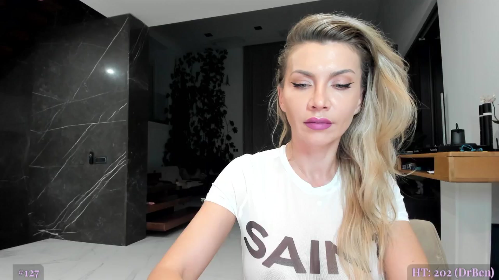 Gallery image thumbnail from AweJolie's myfreecams stream on, 06/20/2025, 24:02 image 1 of 20
