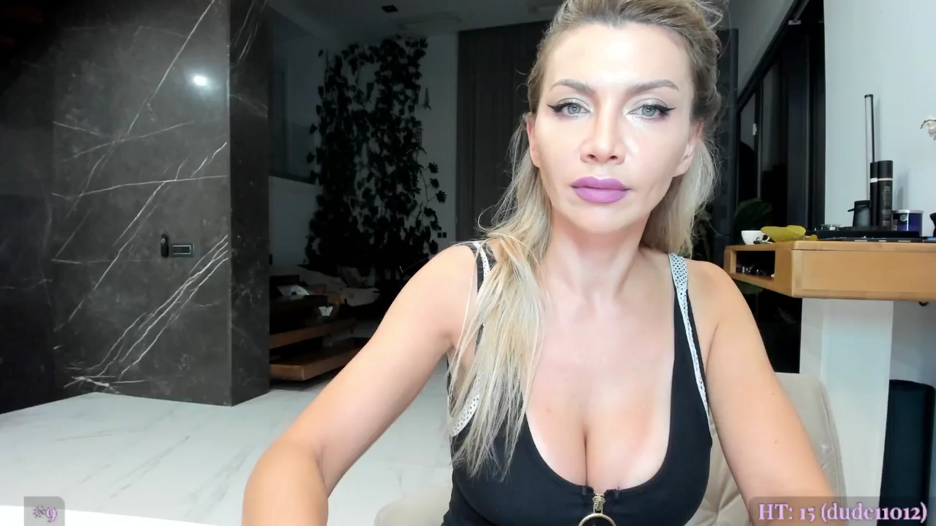 Gallery image thumbnail from AweJolie's myfreecams stream on, 07/03/2025, 24:44 image 1 of 20