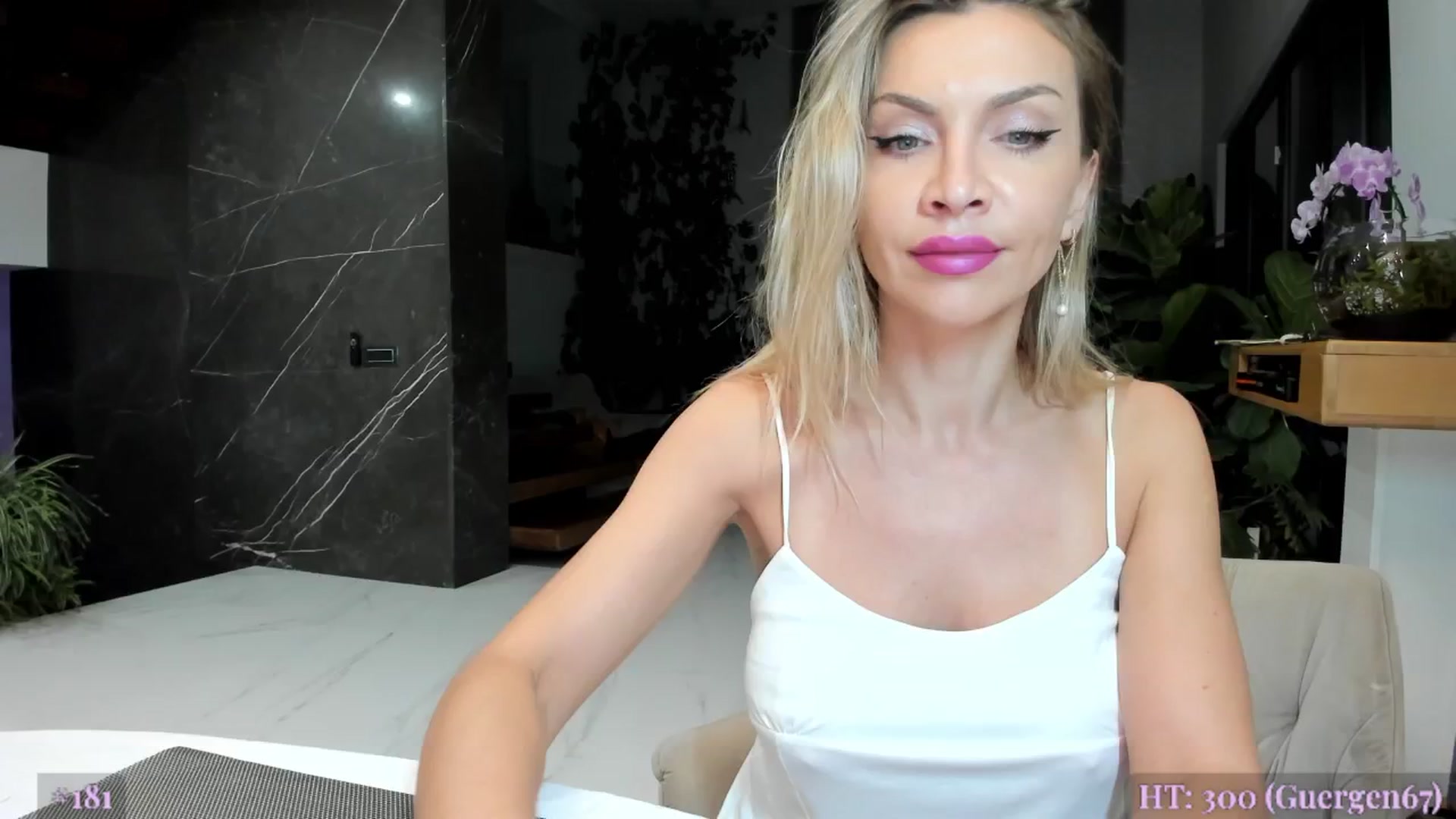 Gallery image thumbnail from AweJolie's myfreecams stream on, 08/14/2025, 24:04 image 4 of 20