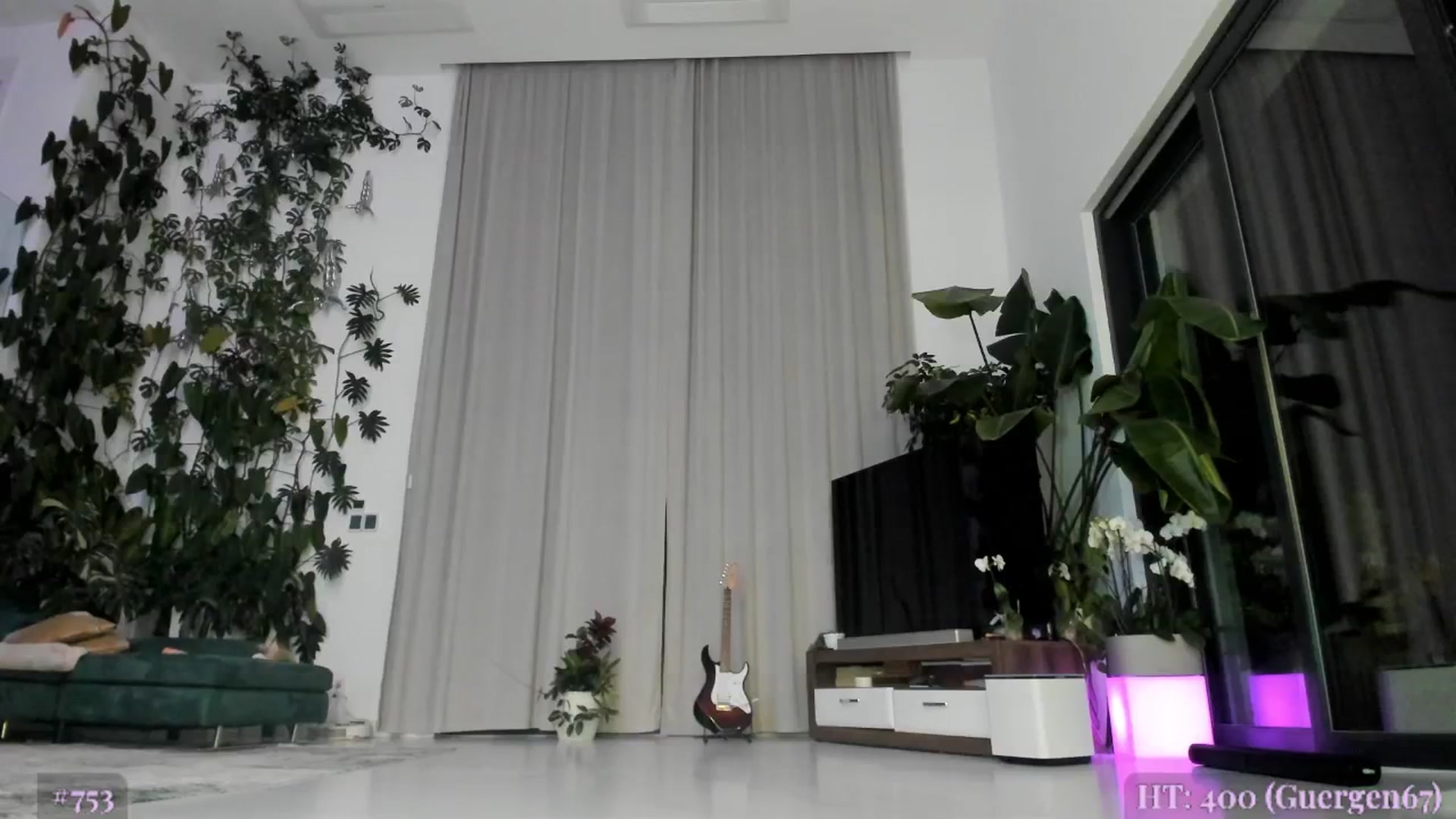 Gallery image thumbnail from AweJolie's myfreecams stream on, 09/12/2025, 01:43 image 18 of 20