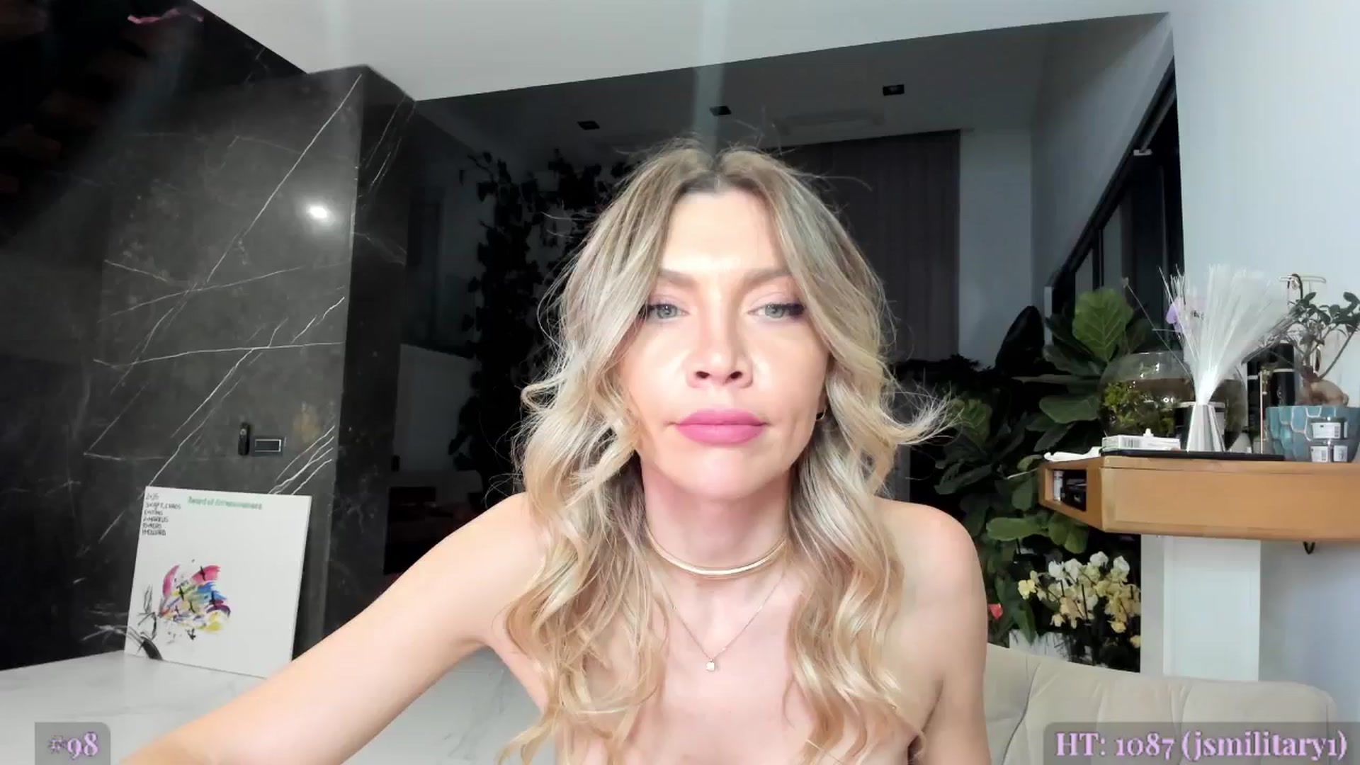 Gallery image thumbnail from AweJolie's myfreecams stream on, 10/15/2025, 24:57 image 14 of 20