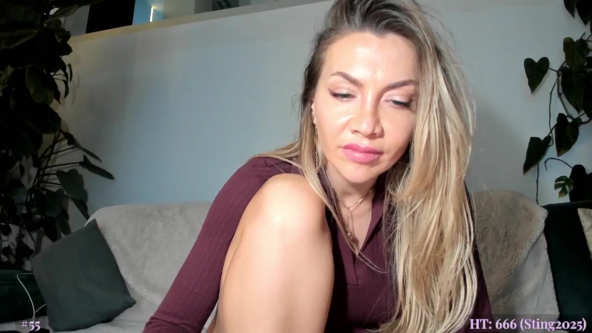 Gallery image thumbnail from AweJolie's myfreecams stream on, 11/06/2025, 05:14 image 17 of 20