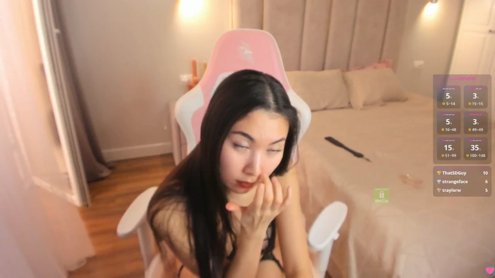 Gallery image thumbnail from AweSome_Gi's myfreecams stream on, 11/20/2024, 05:25 image 5 of 20