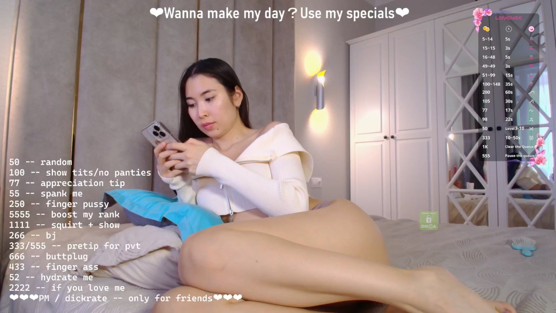 Gallery image thumbnail from AweSome_Gi's myfreecams stream on, 12/18/2024, 05:51 image 17 of 20