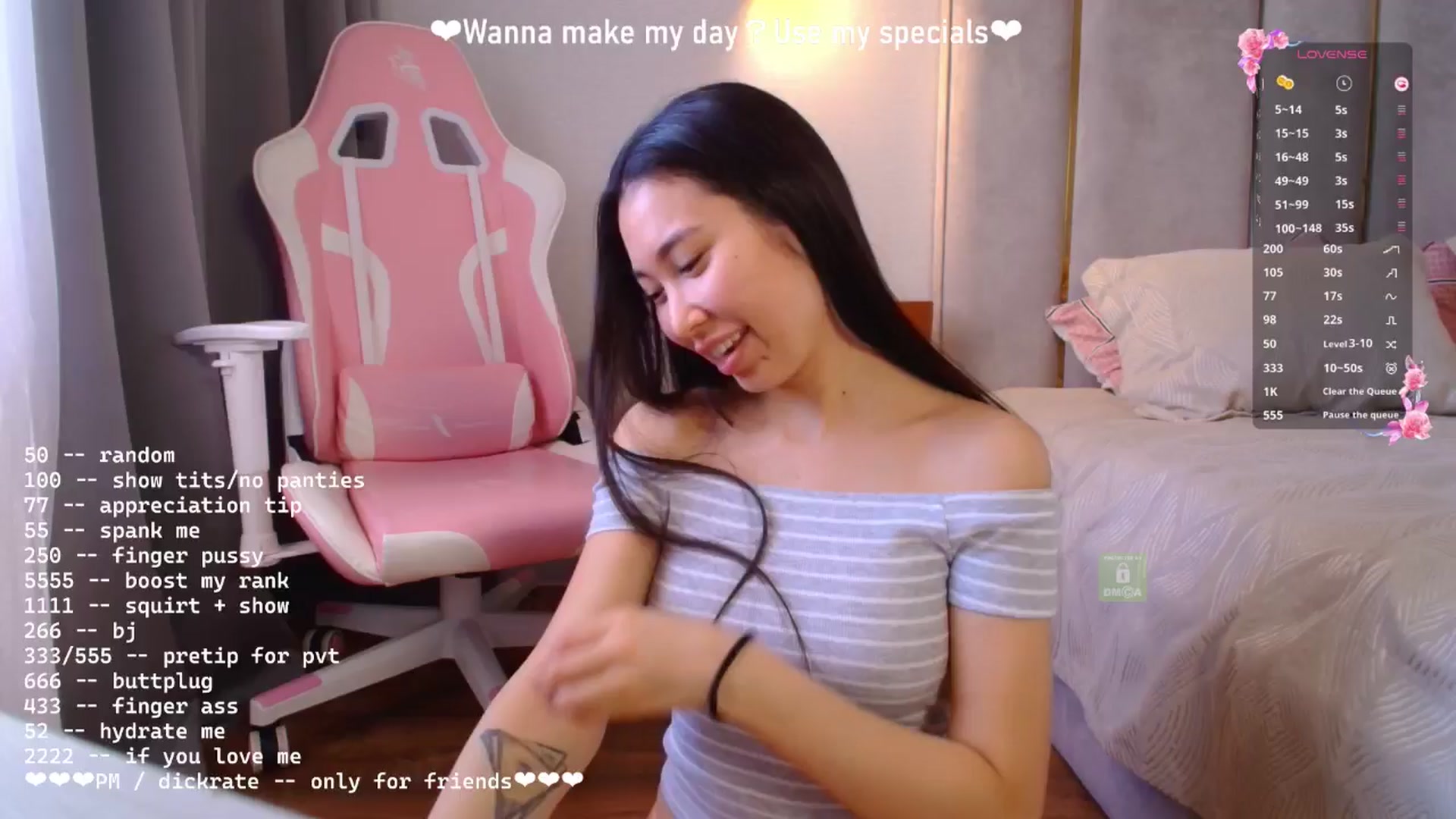 Gallery image thumbnail from AweSome_Gi's myfreecams stream on, 12/25/2024, 05:35 image 15 of 20